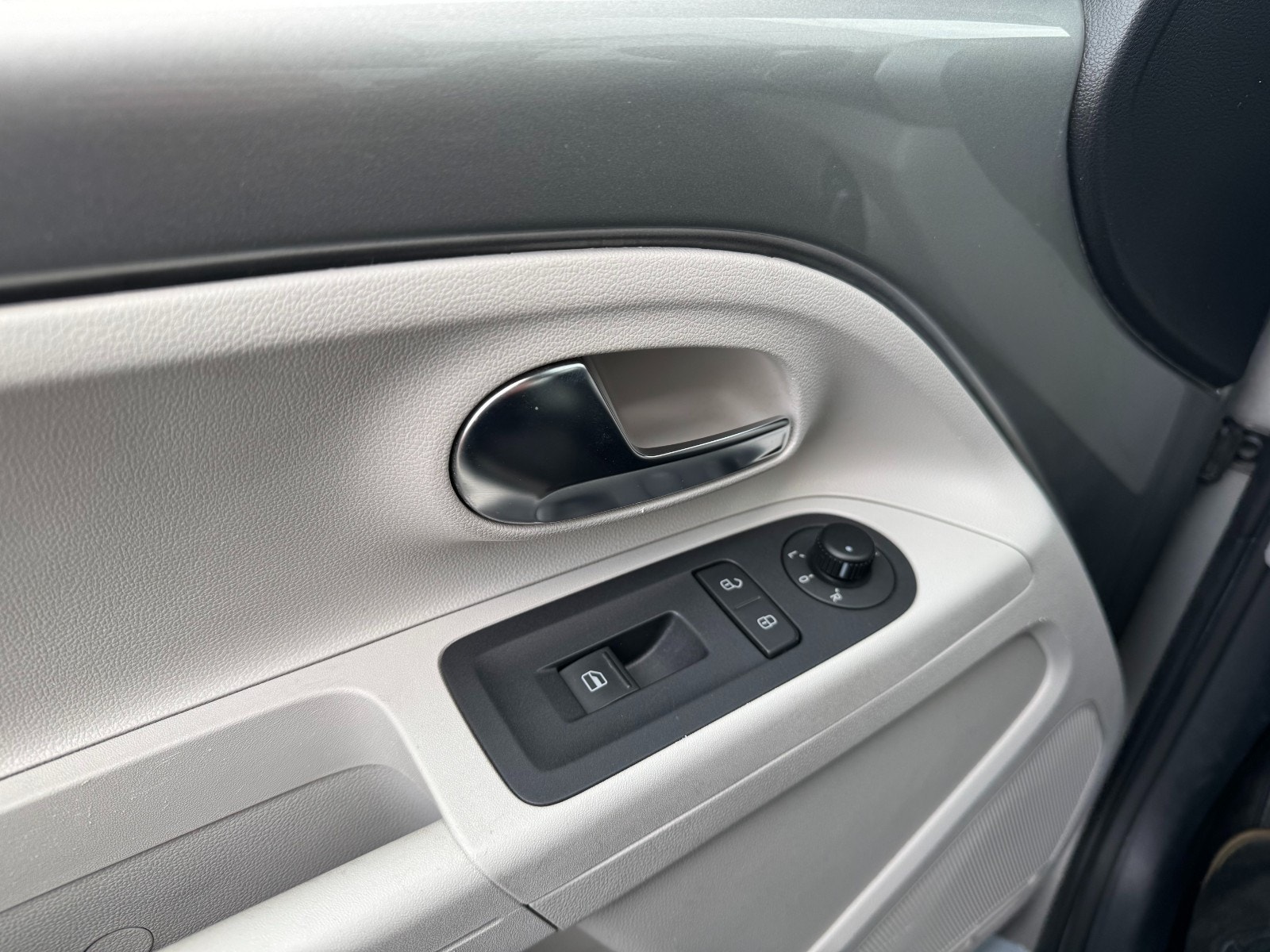 Volkswagen e-up!, 82ps, 2014