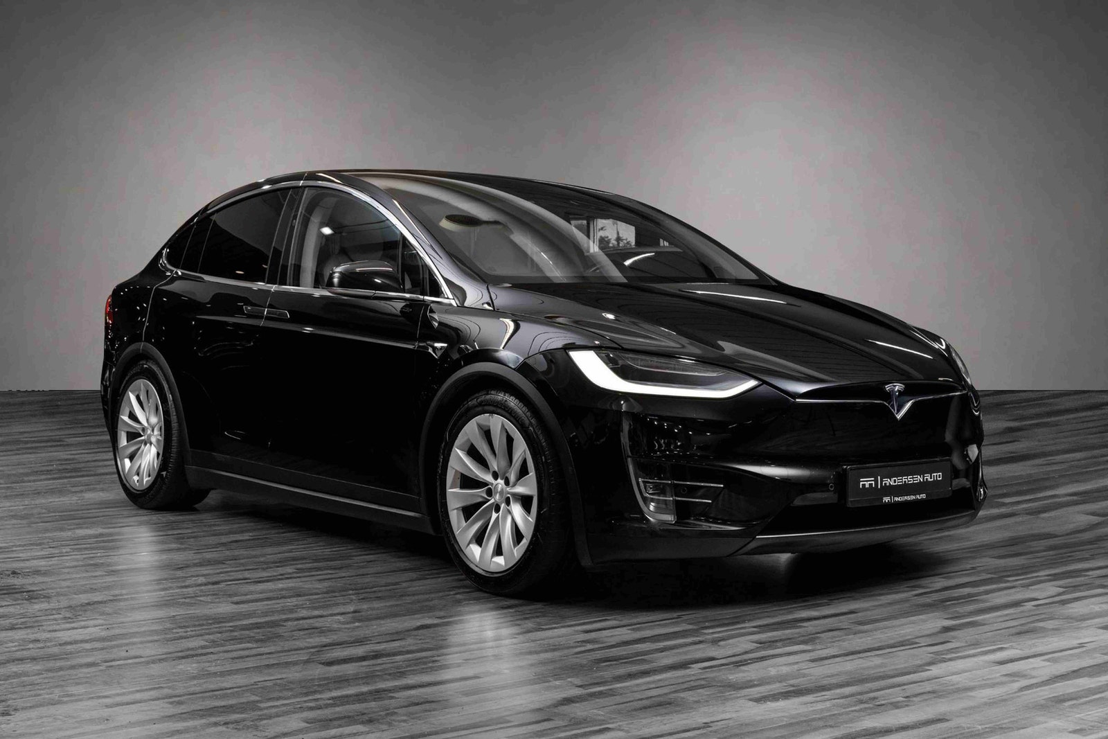 Tesla Model X Standard Range, 333ps, 2019