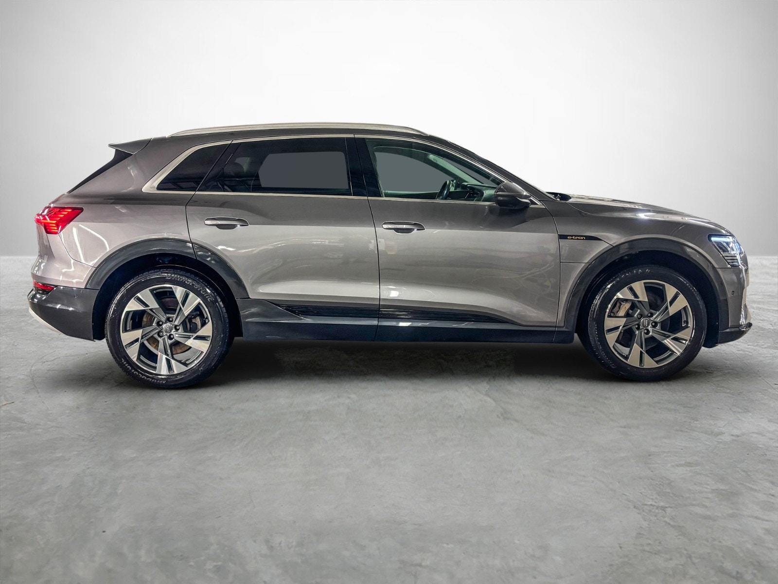 Audi e-tron 50 quattro, 313ps, 2020