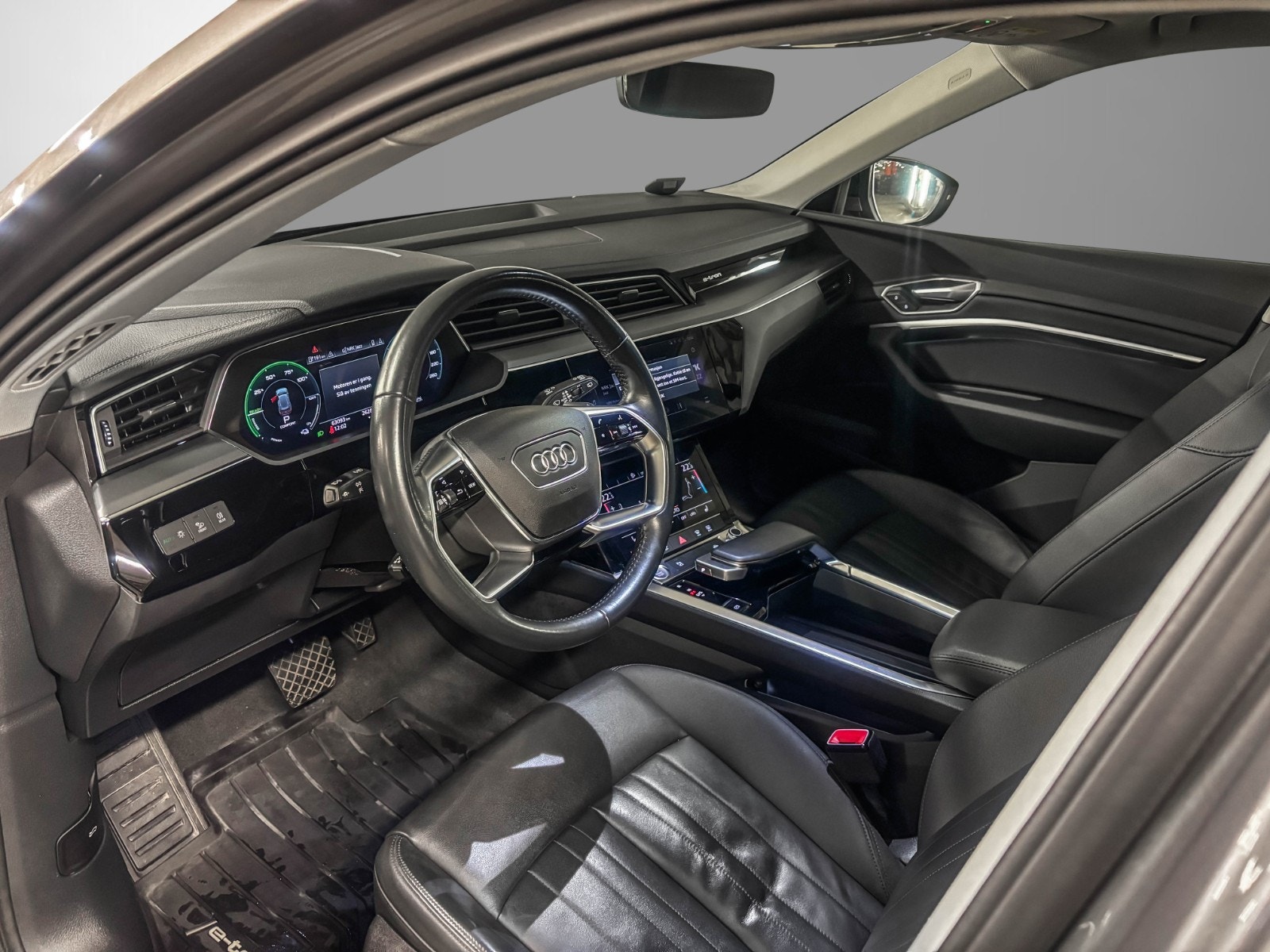 Audi e-tron 50 quattro, 313ps, 2020