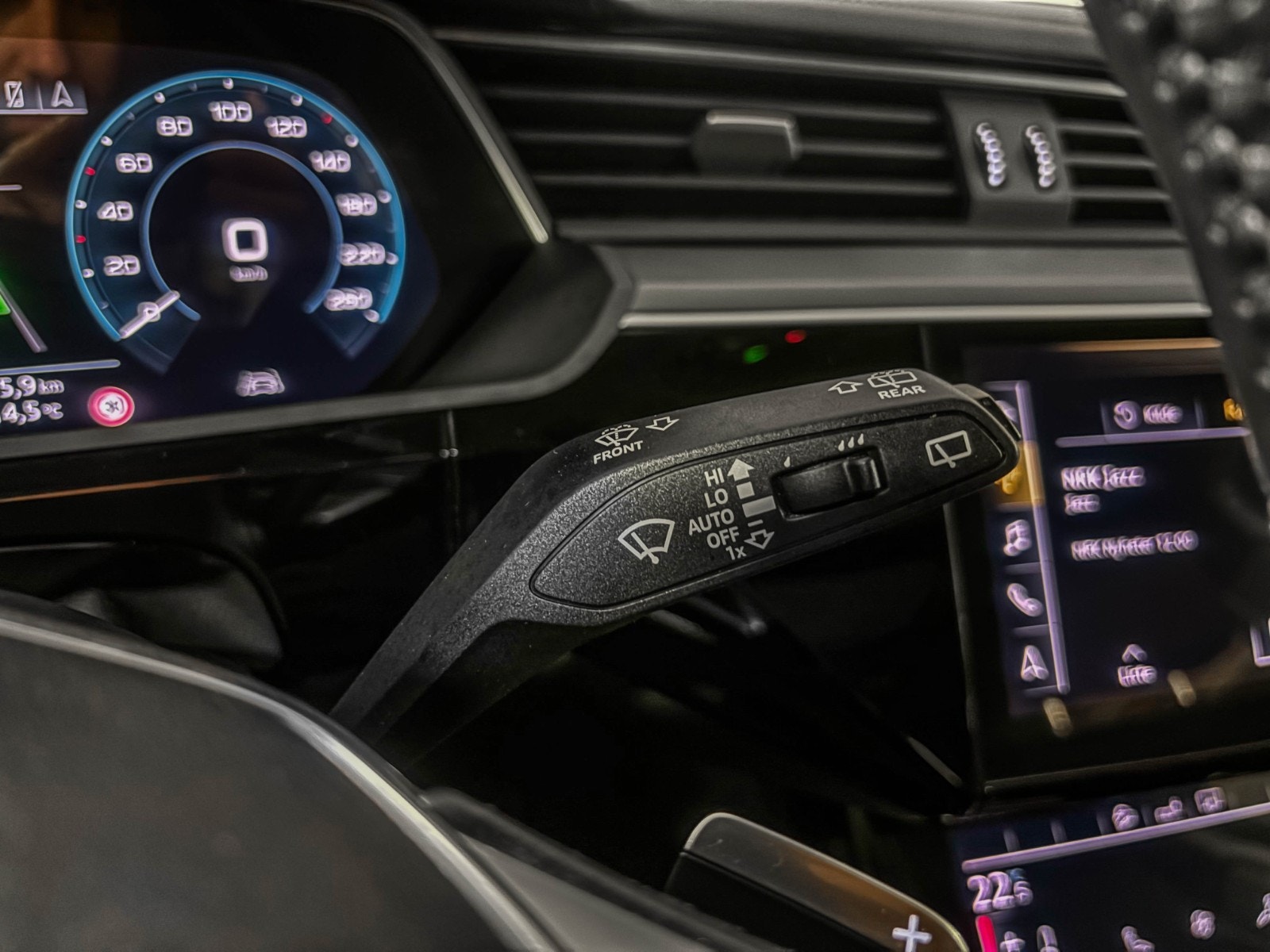 Audi e-tron 50 quattro, 313ps, 2020