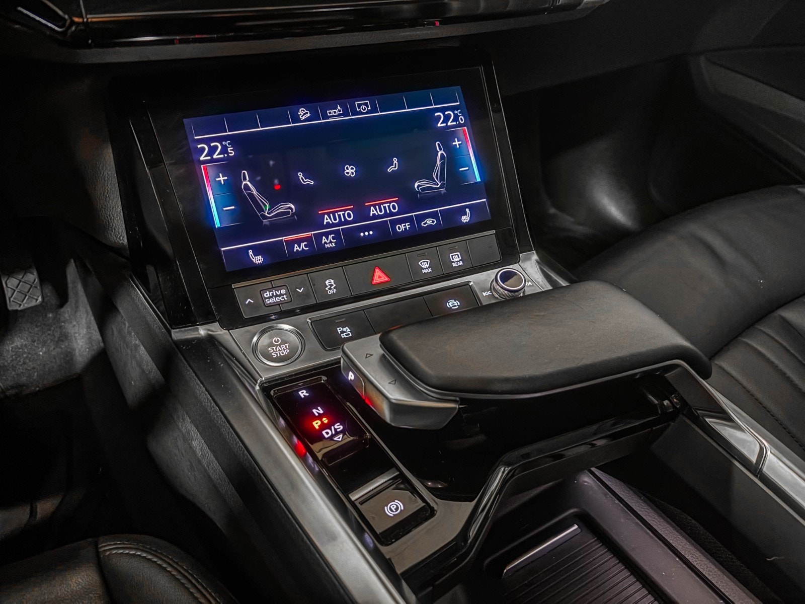 Audi e-tron 50 quattro, 313ps, 2020