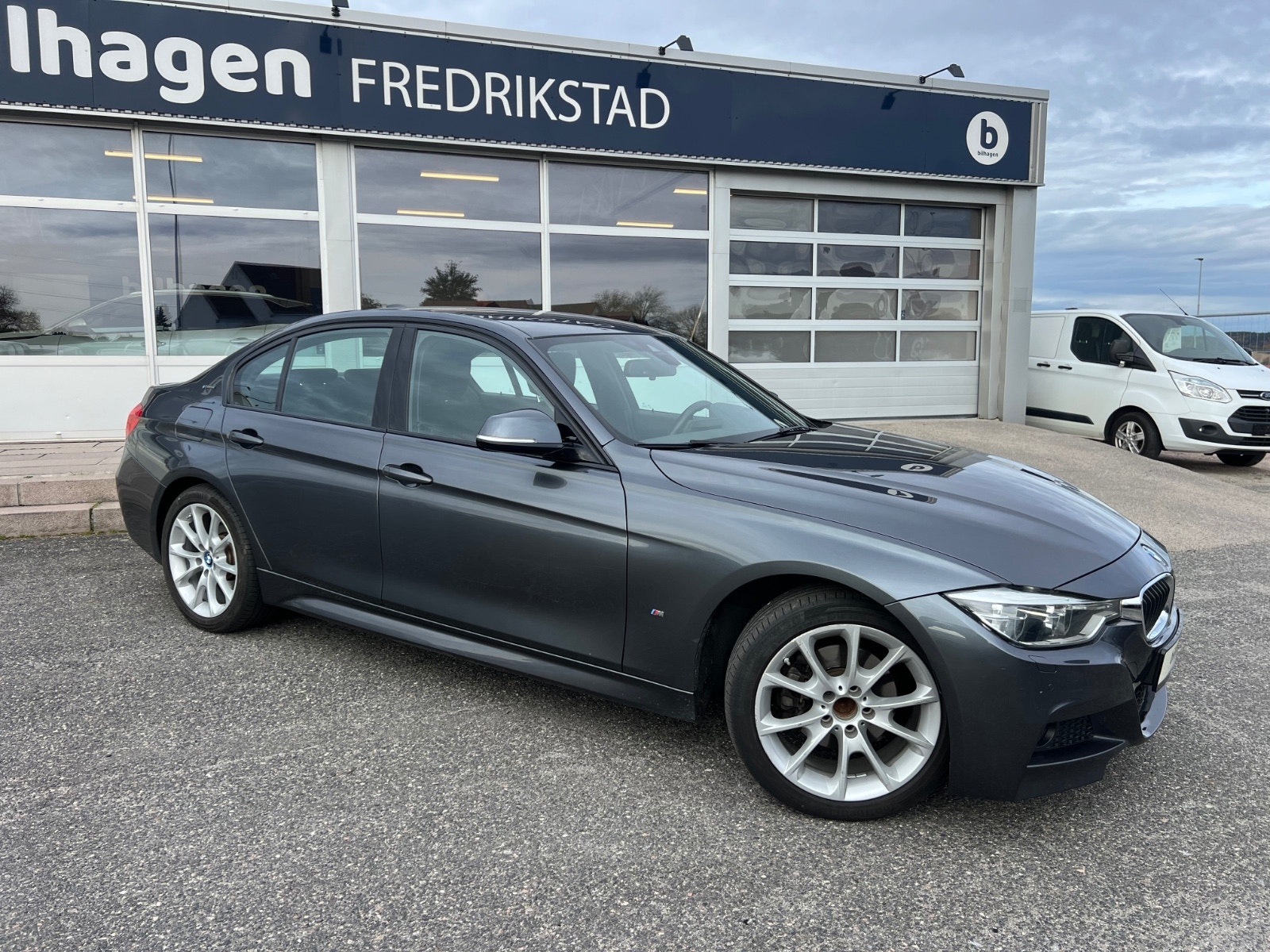 BMW 330e Sedan Steptronic, 8-trins, 252ps, 2018