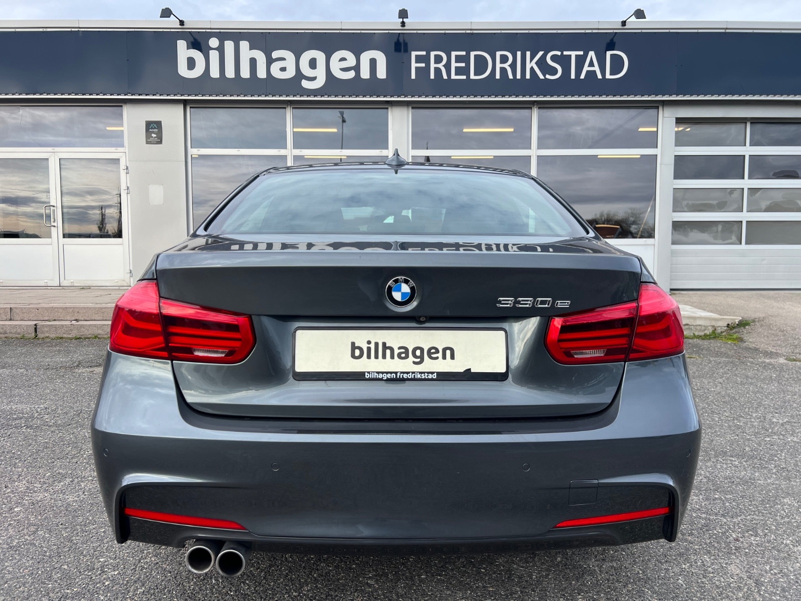 BMW 330e Sedan Steptronic, 8-trins, 252ps, 2018