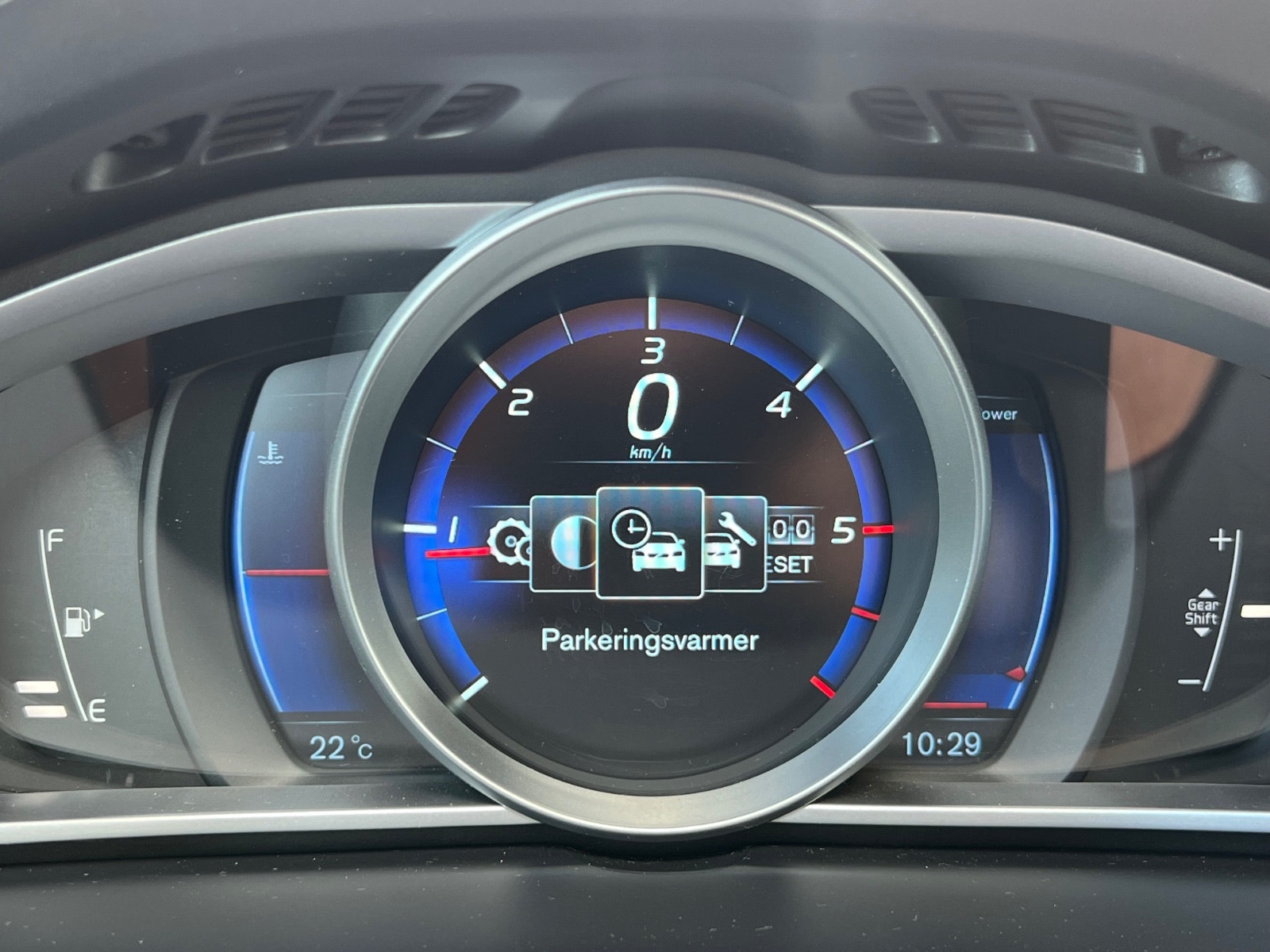 Volvo V40 D2 Manual, 6-trins, 115ps, 2013