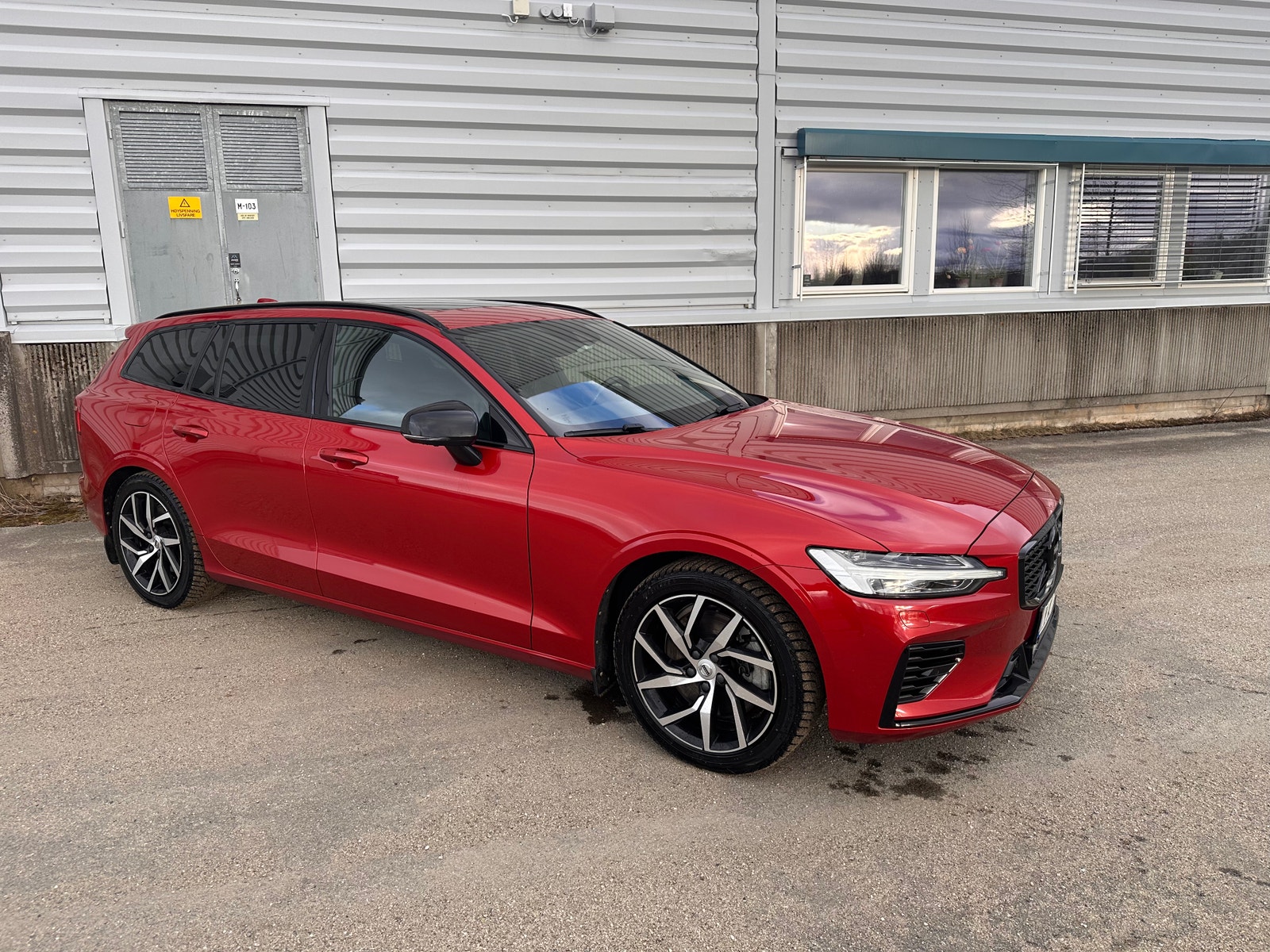 Volvo V60 T8 Twin Engine AWD Geartronic, 8-trins, 392ps, 2019