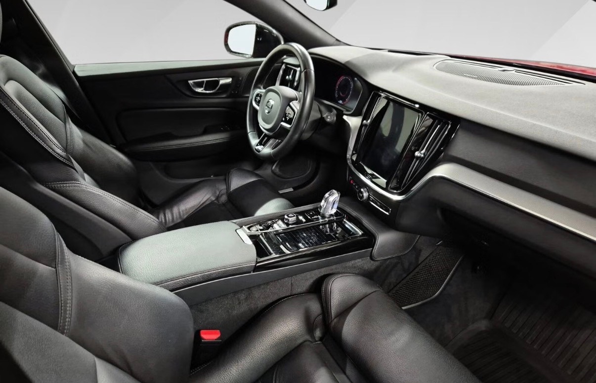 Volvo V60 T8 Twin Engine AWD Geartronic, 8-trins, 392ps, 2019