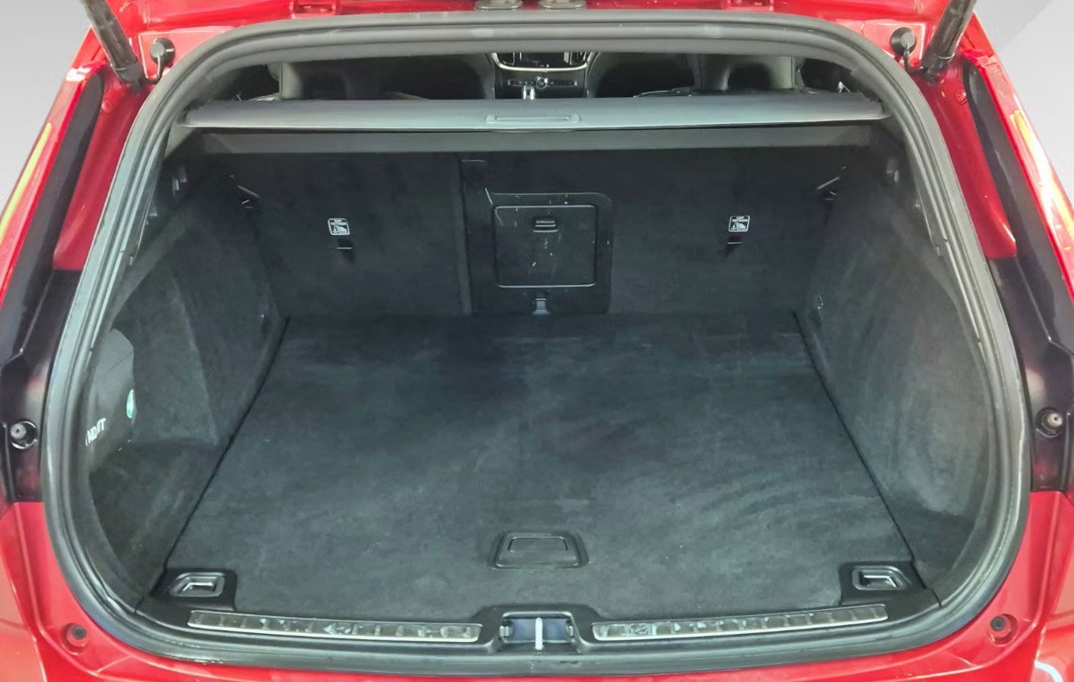 Volvo V60 T8 Twin Engine AWD Geartronic, 8-trins, 392ps, 2019