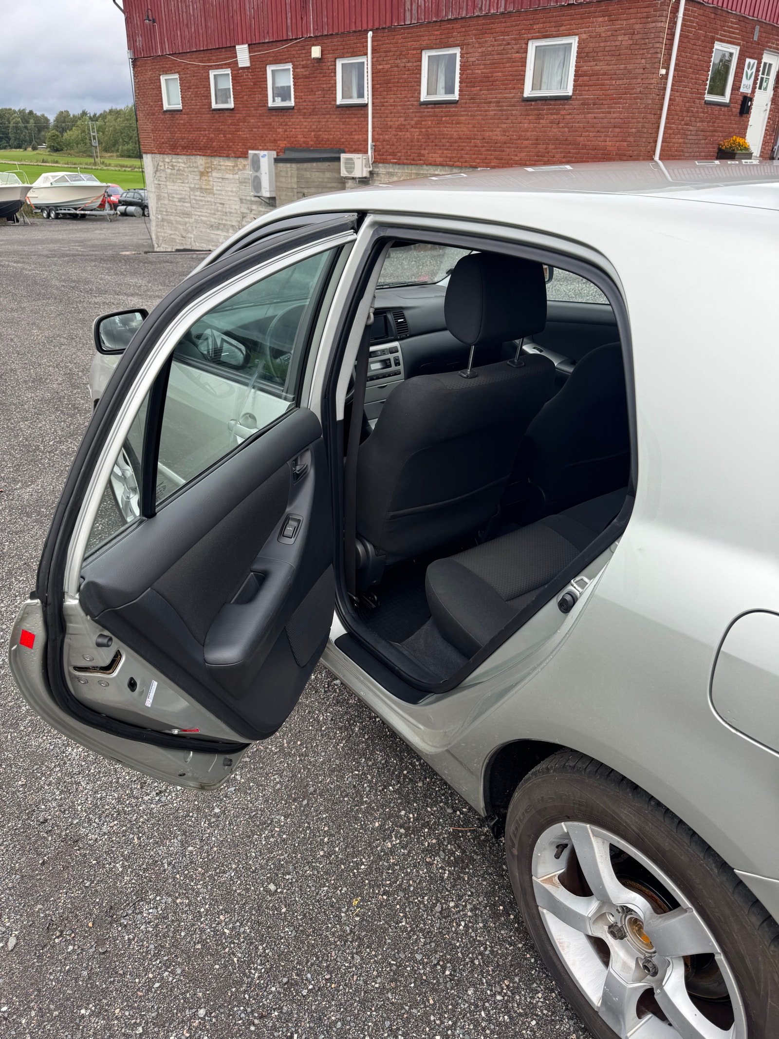Toyota Corolla 5-dørs 1.4 D-4D MultiMode, 5-trinn, 90hk, 2006