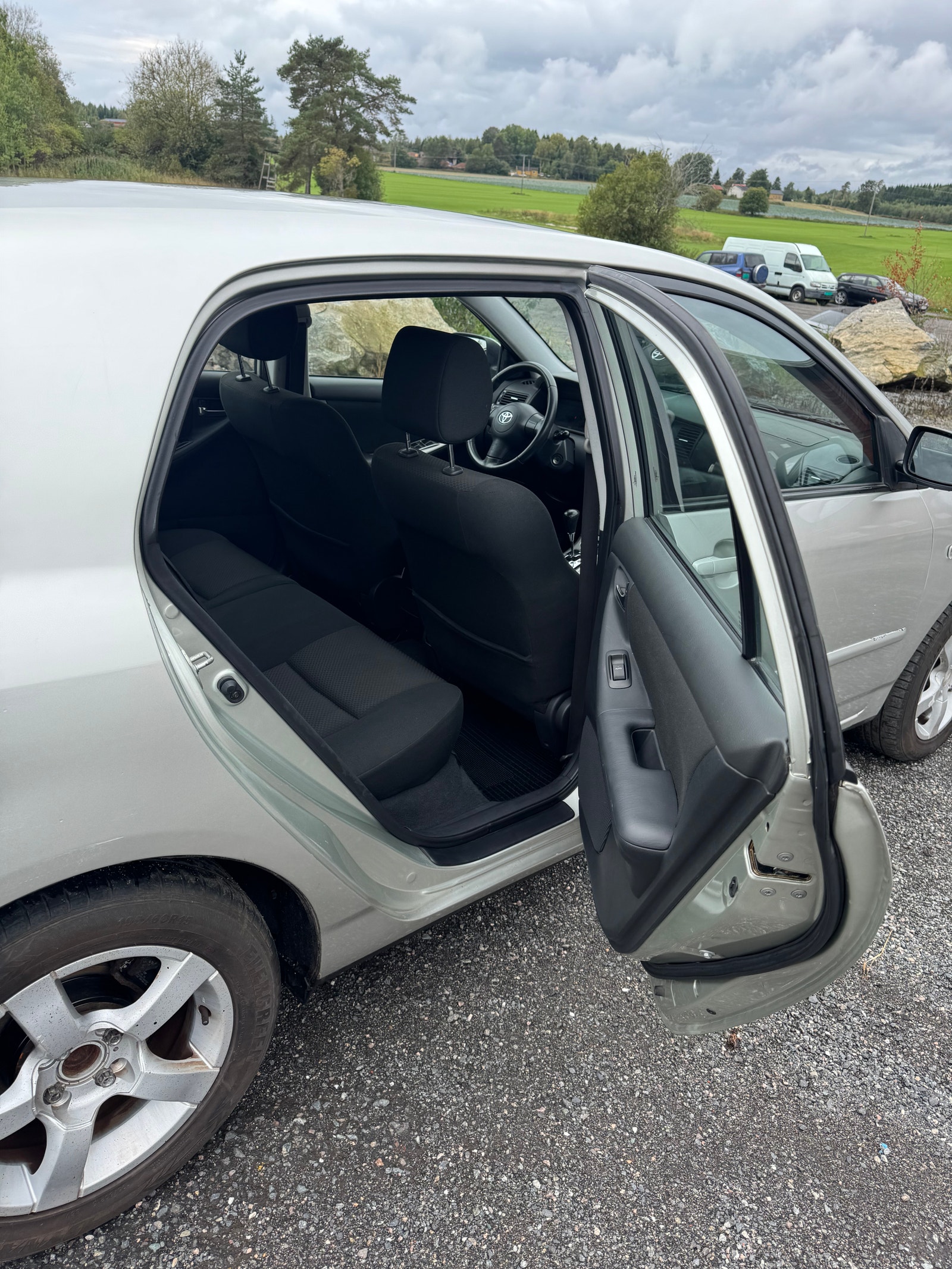 Toyota Corolla 5-dørs 1.4 D-4D MultiMode, 5-trinn, 90hk, 2006