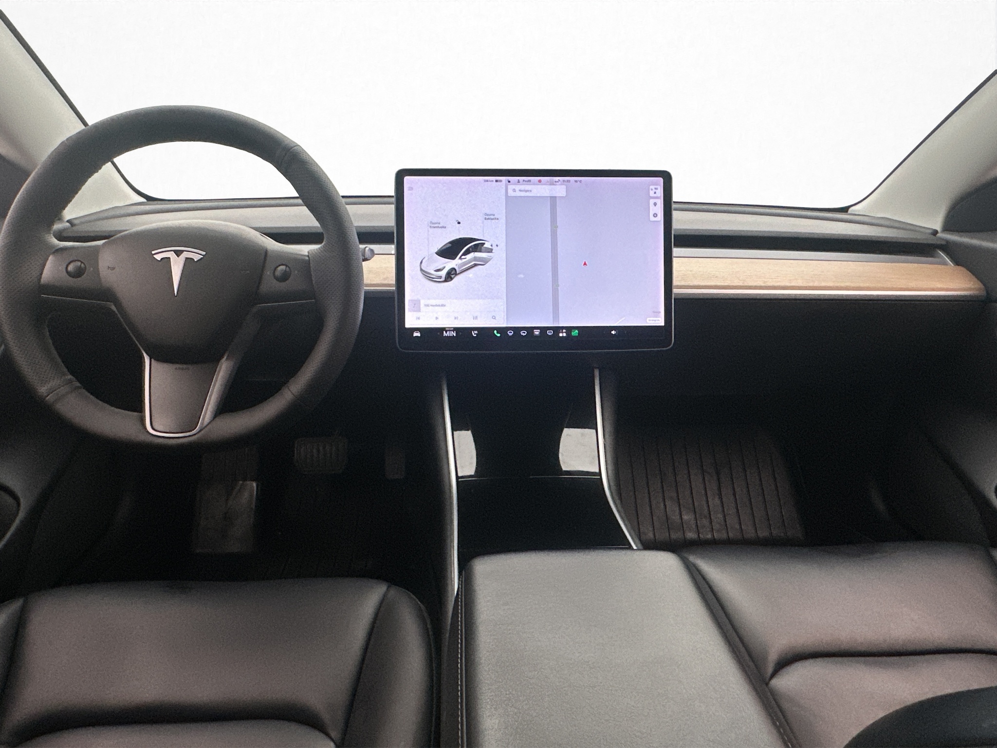 Tesla Model 3 Standard Range Plus, 306hp, 2019