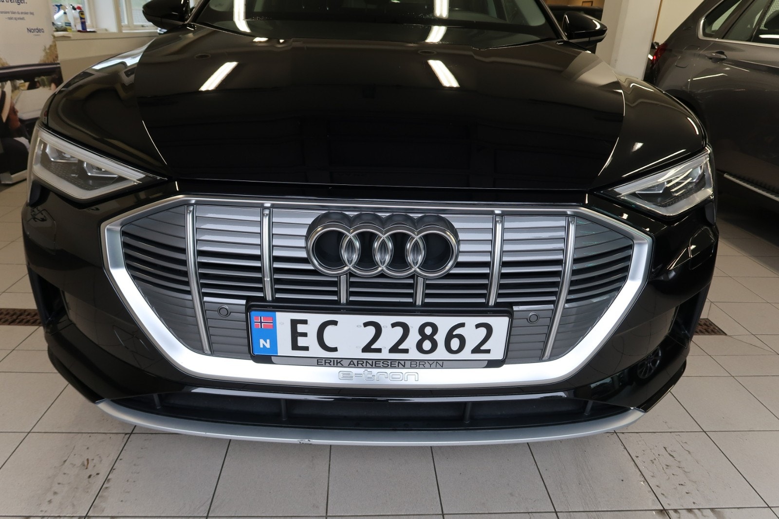 Audi e-tron 50 quattro, 313hp, 2021