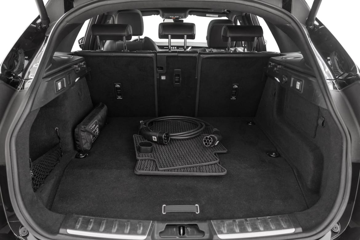 Jaguar F-Pace P400e PHEV Automatic, 404hp, 2021