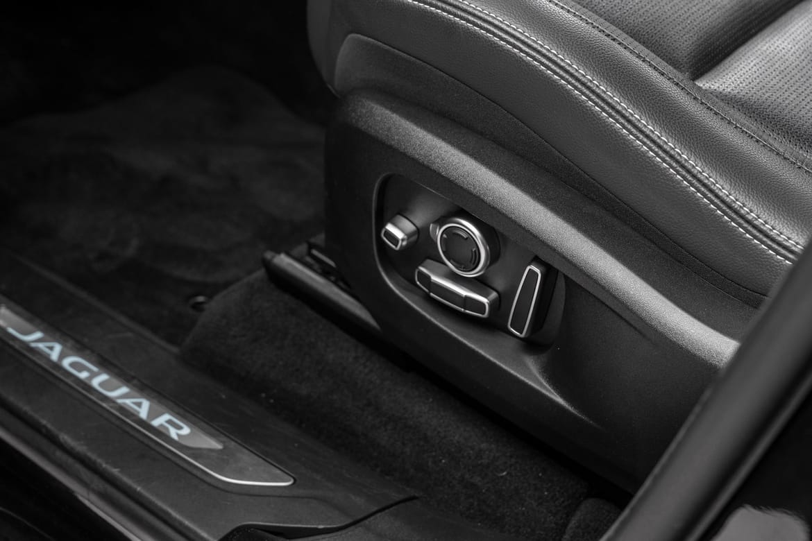 Jaguar F-Pace P400e PHEV Automatic, 404hp, 2021