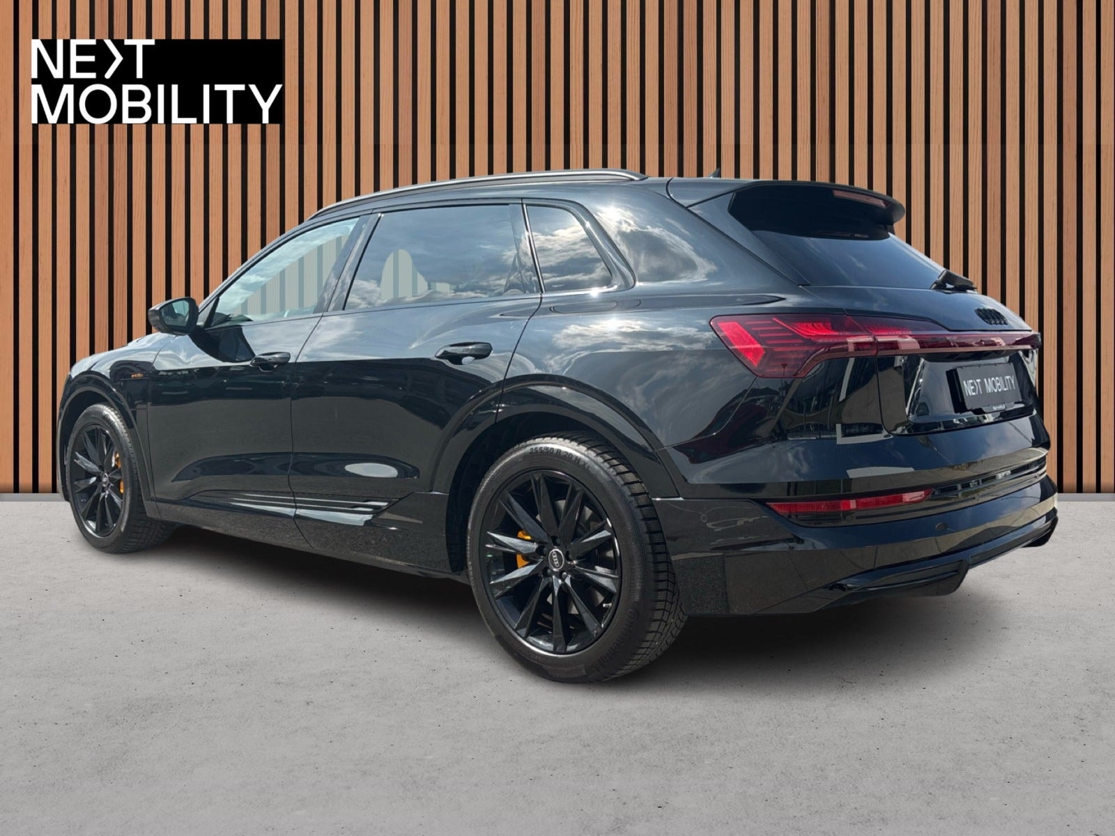 Audi e-tron 55 quattro, 408ps, 2023