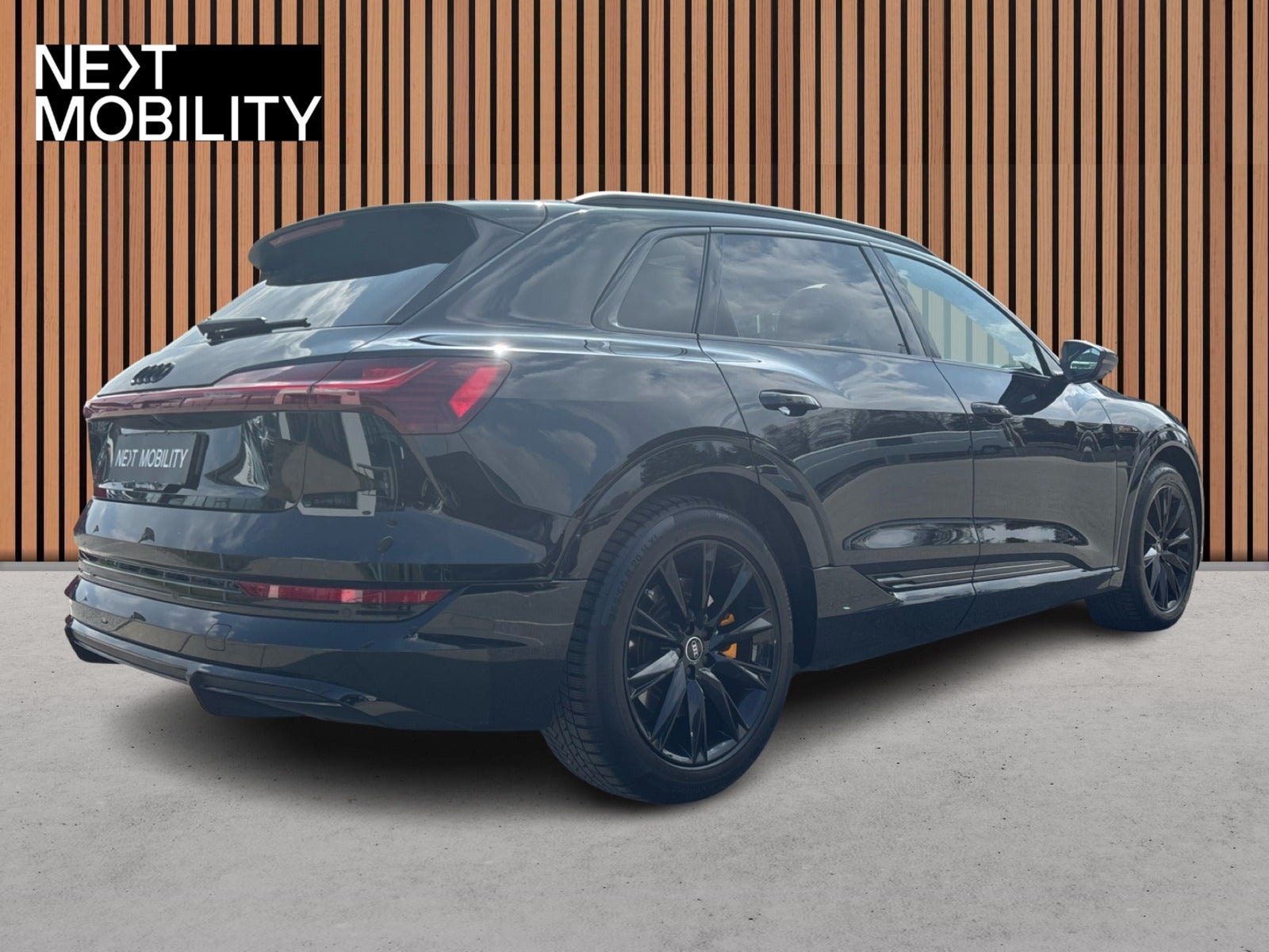 Audi e-tron 55 quattro, 408ps, 2023