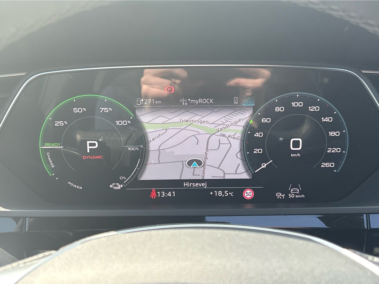 Audi e-tron 55 quattro, 408ps, 2023