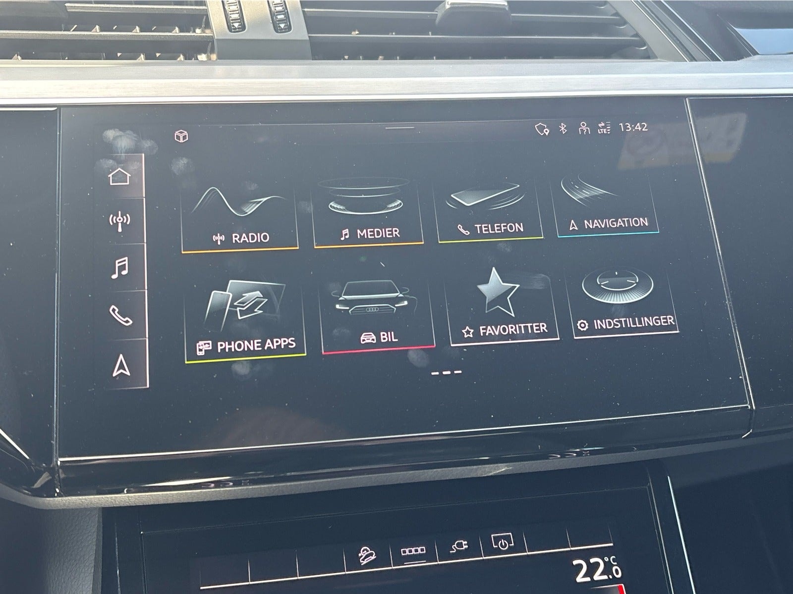 Audi e-tron 55 quattro, 408ps, 2023