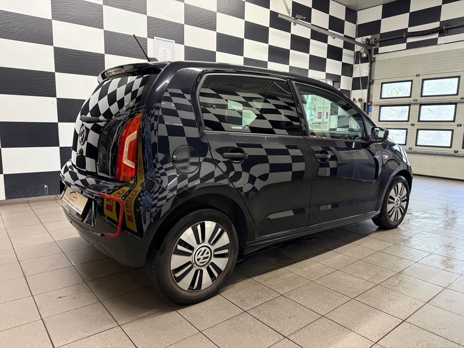 Volkswagen e-up!, 82ps, 2016