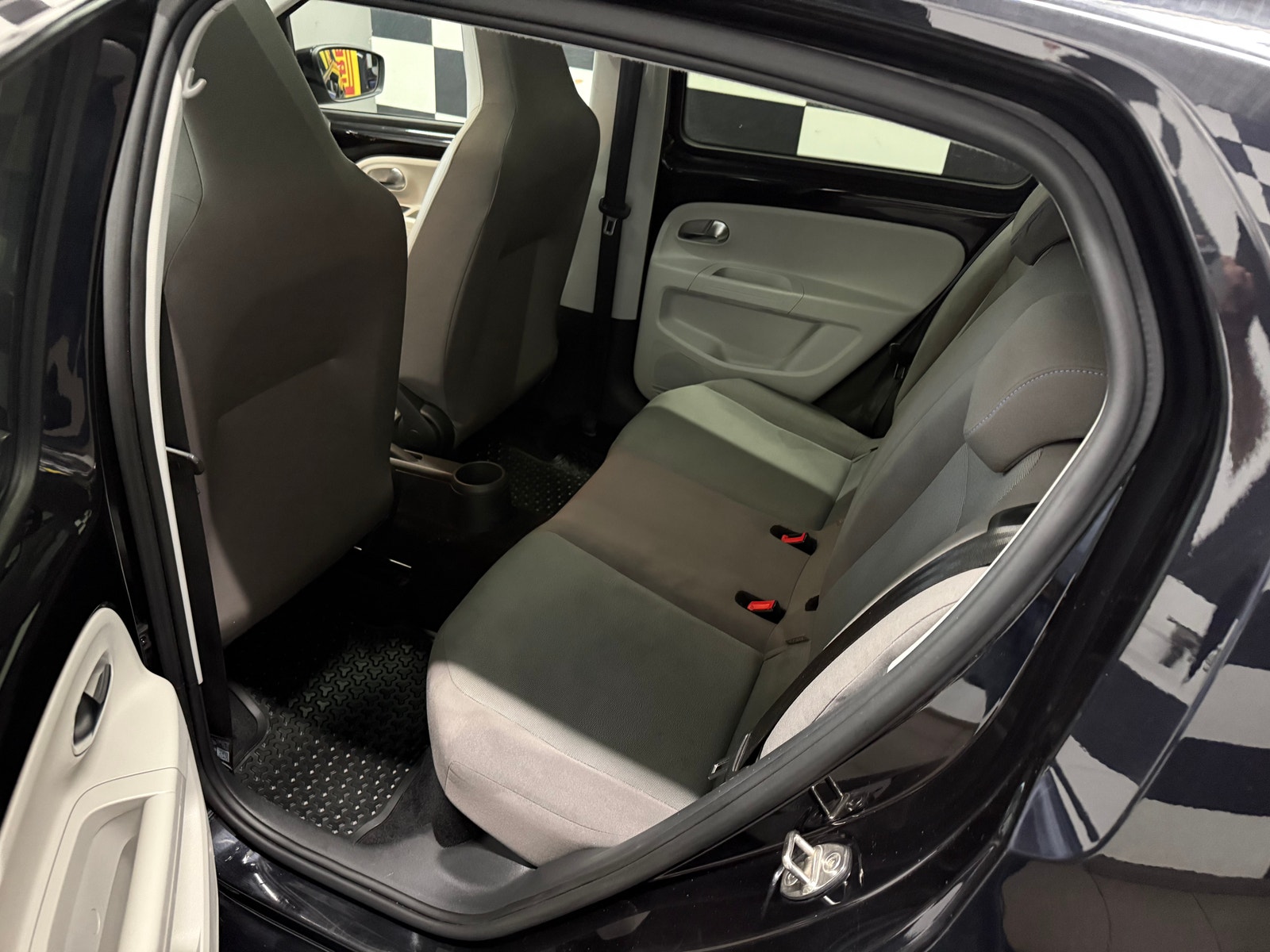 Volkswagen e-up!, 82ps, 2016