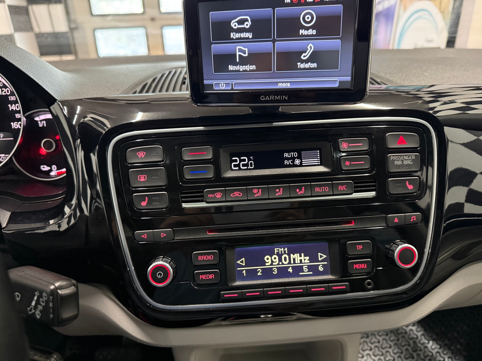 Volkswagen e-up!, 82ps, 2016