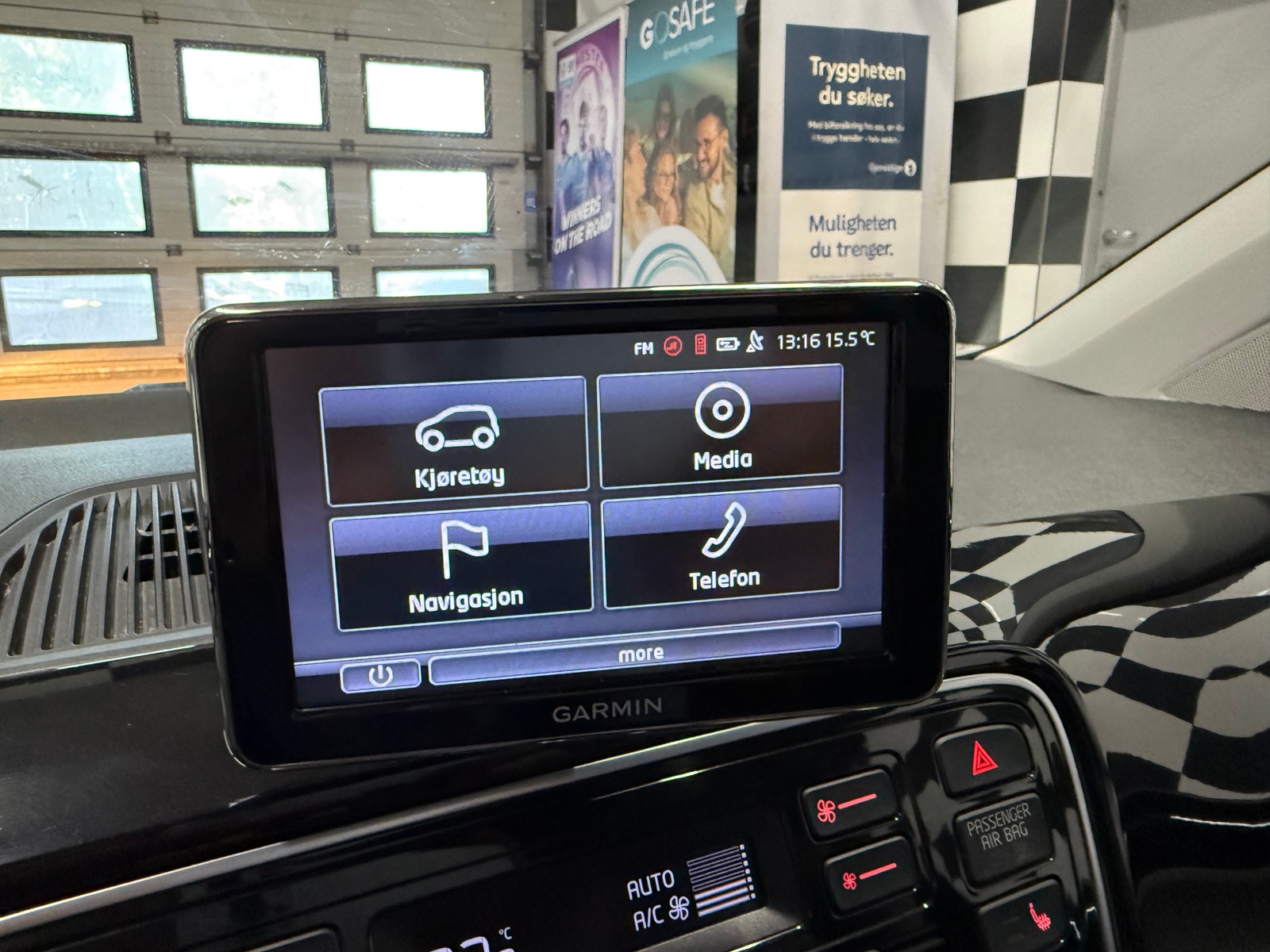 Volkswagen e-up!, 82ps, 2016