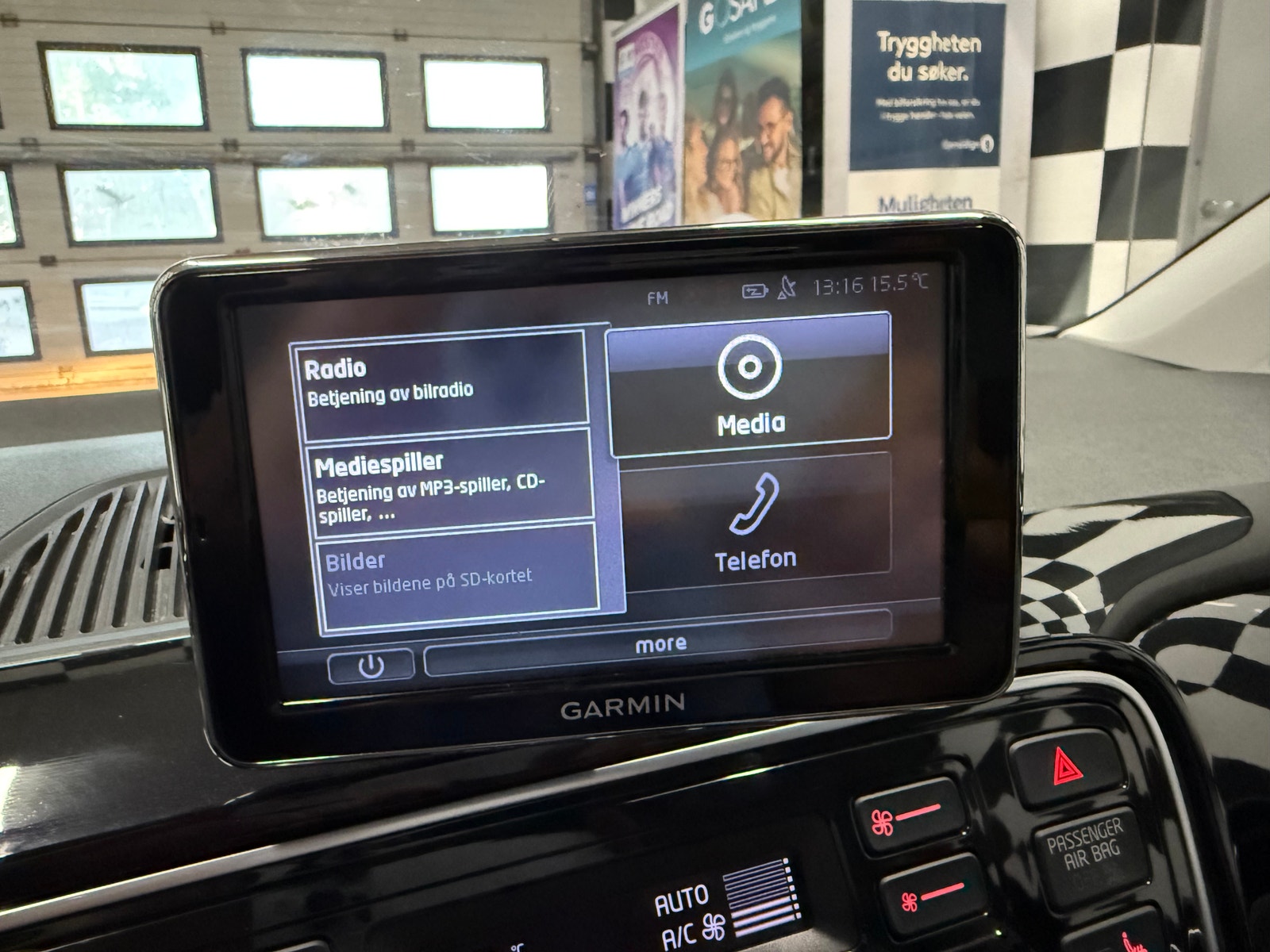 Volkswagen e-up!, 82ps, 2016