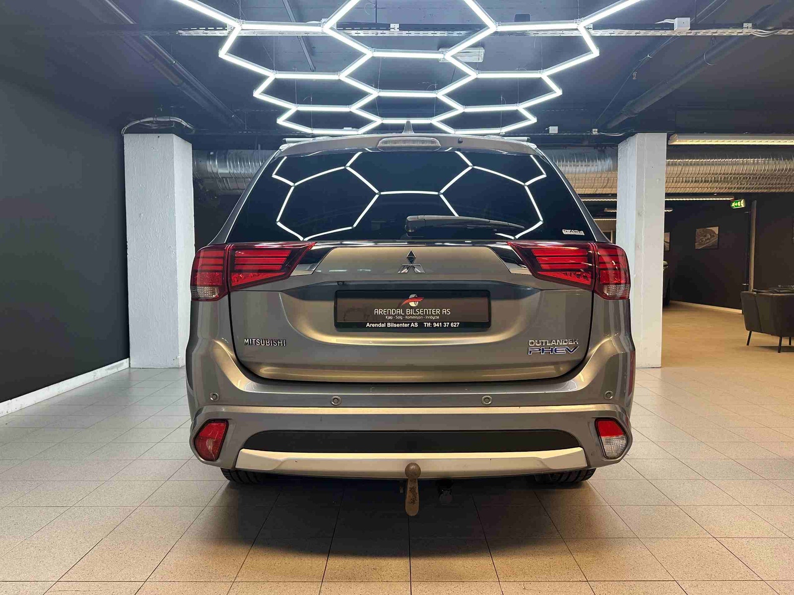 Mitsubishi Outlander PHEV CVT, 203hp, 2018