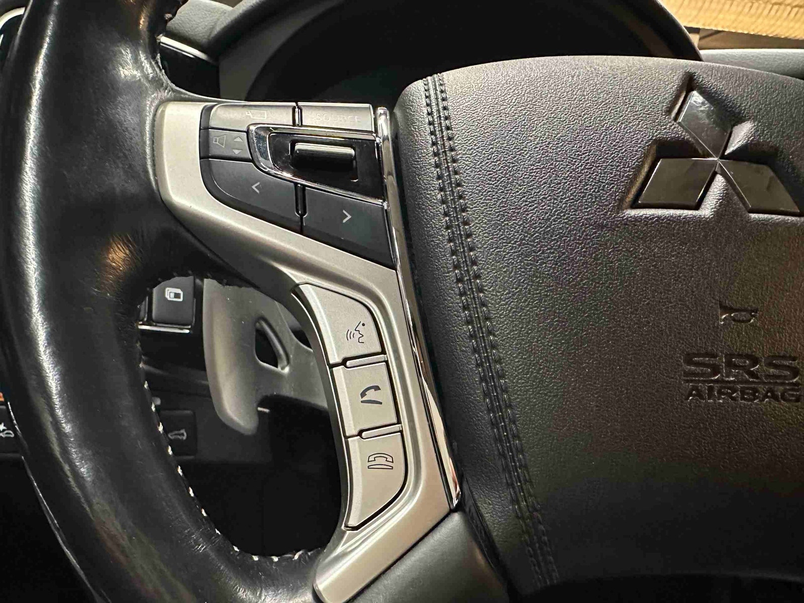 Mitsubishi Outlander PHEV CVT, 203hp, 2018