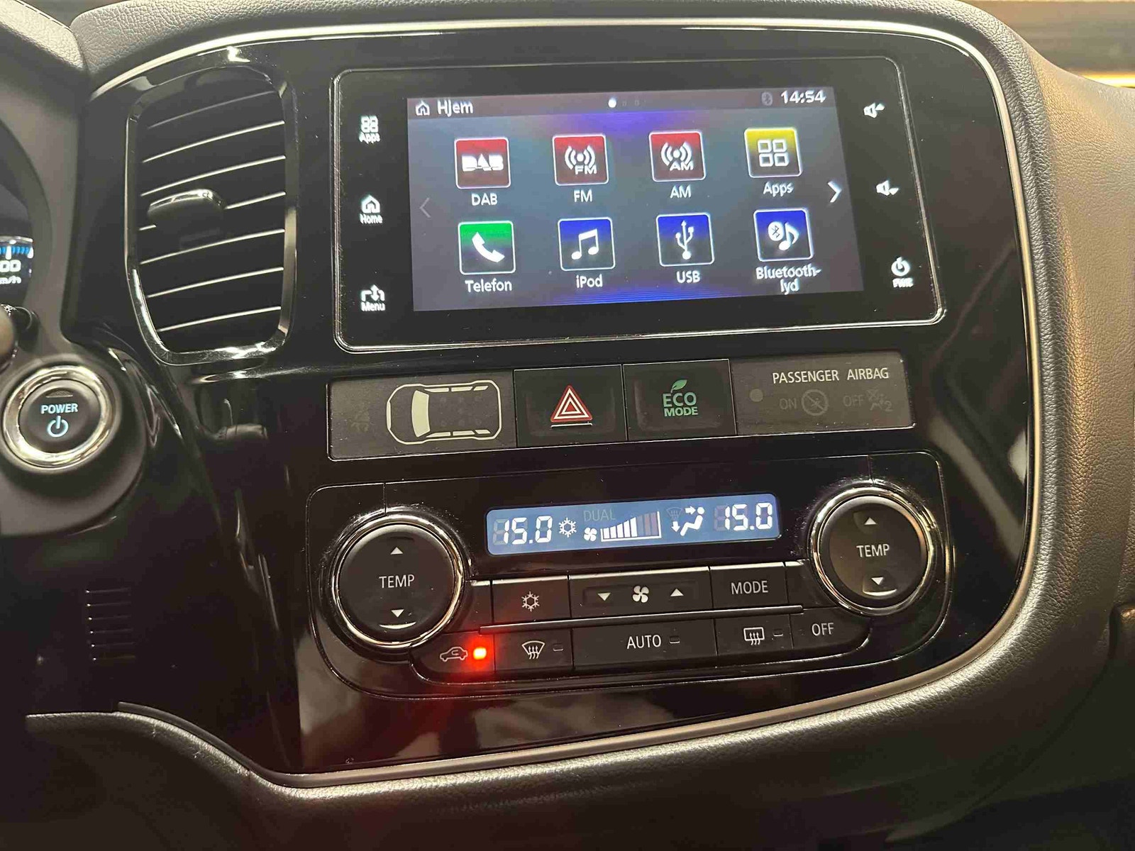 Mitsubishi Outlander PHEV CVT, 203hp, 2018