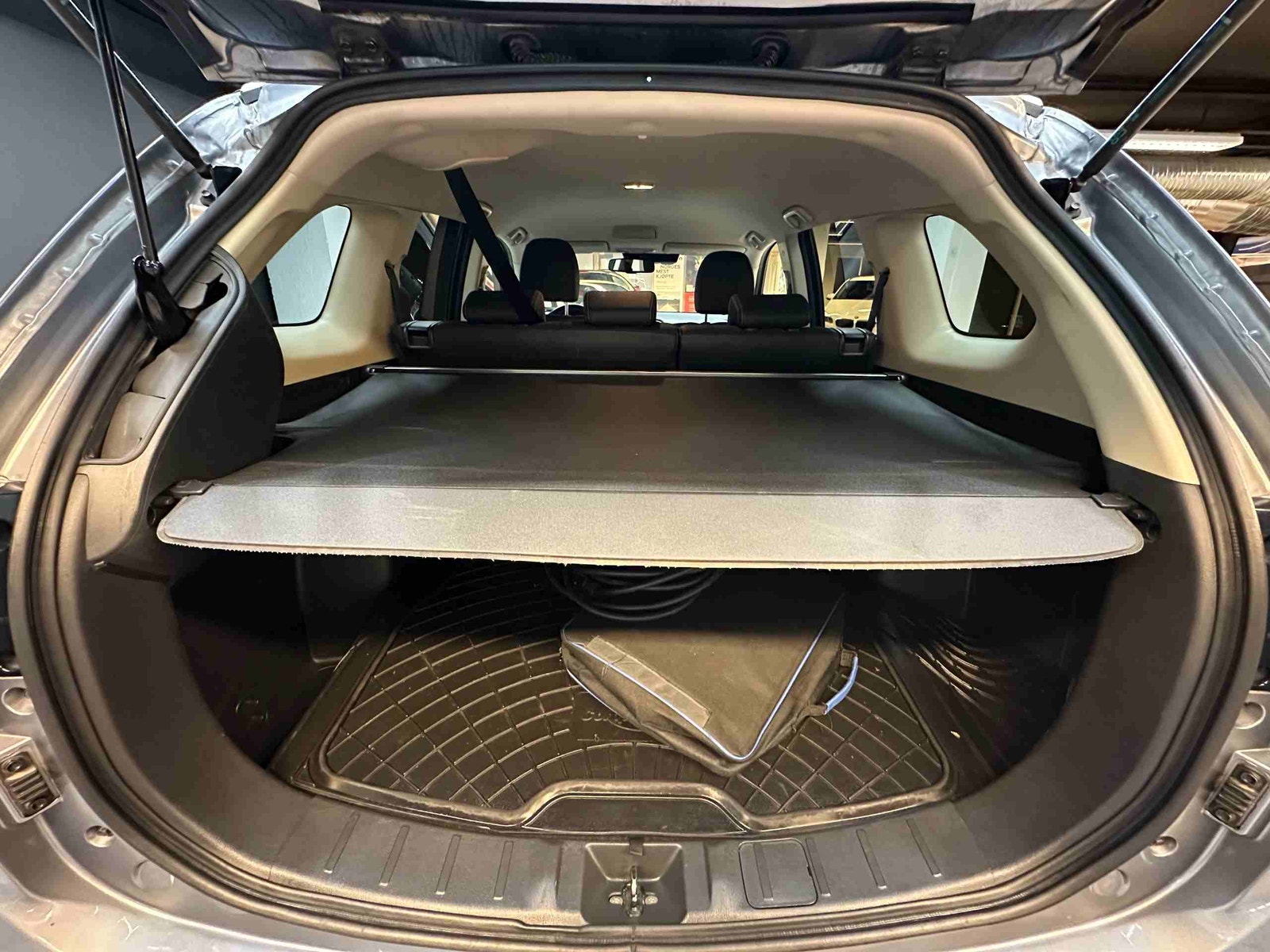 Mitsubishi Outlander PHEV CVT, 203hp, 2018