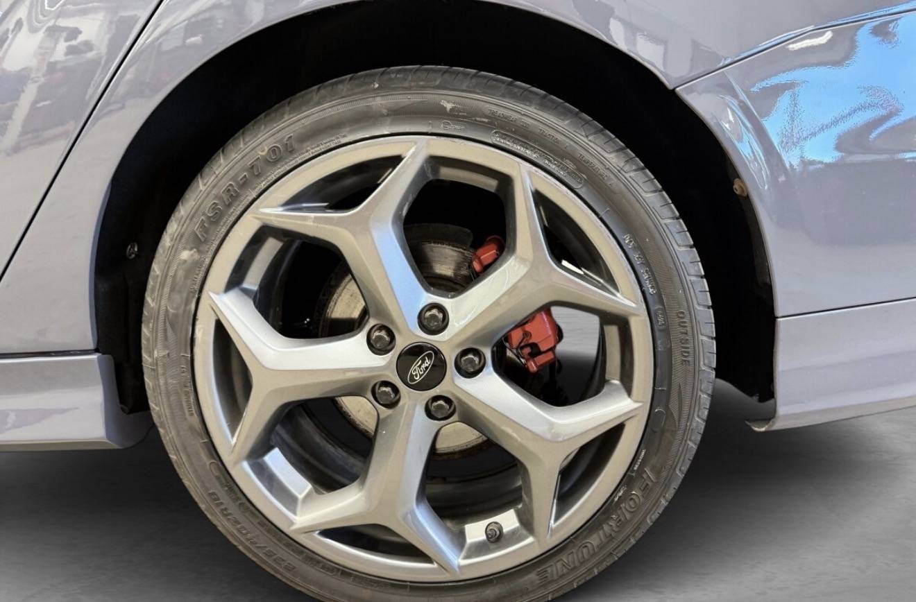Ford Focus ST Combi Manual, 6-trins, 185ps, 2015