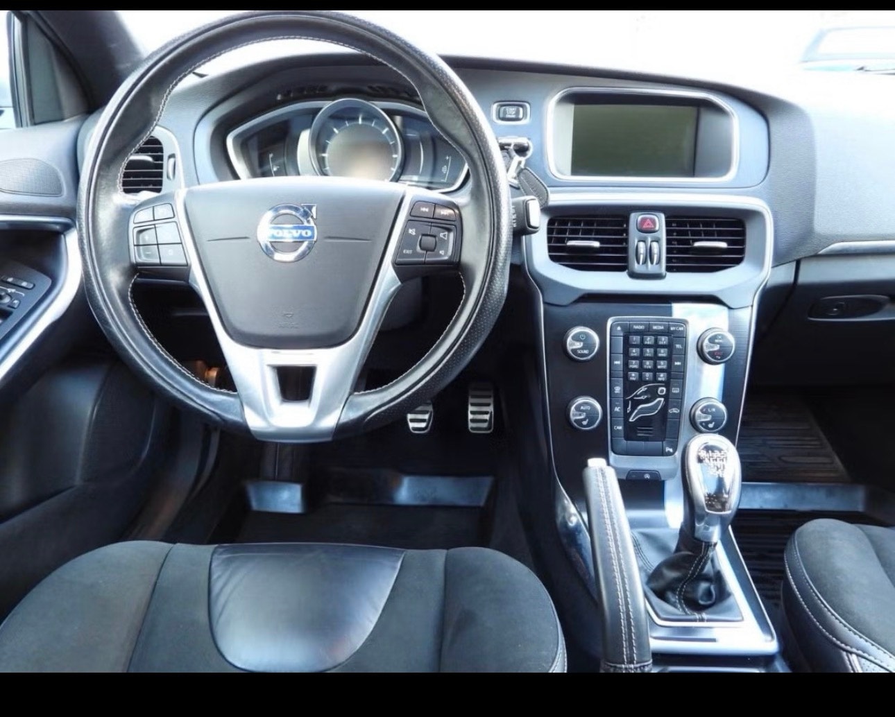 Volvo V40 D2 Manual, 6-trins, 115ps, 2014