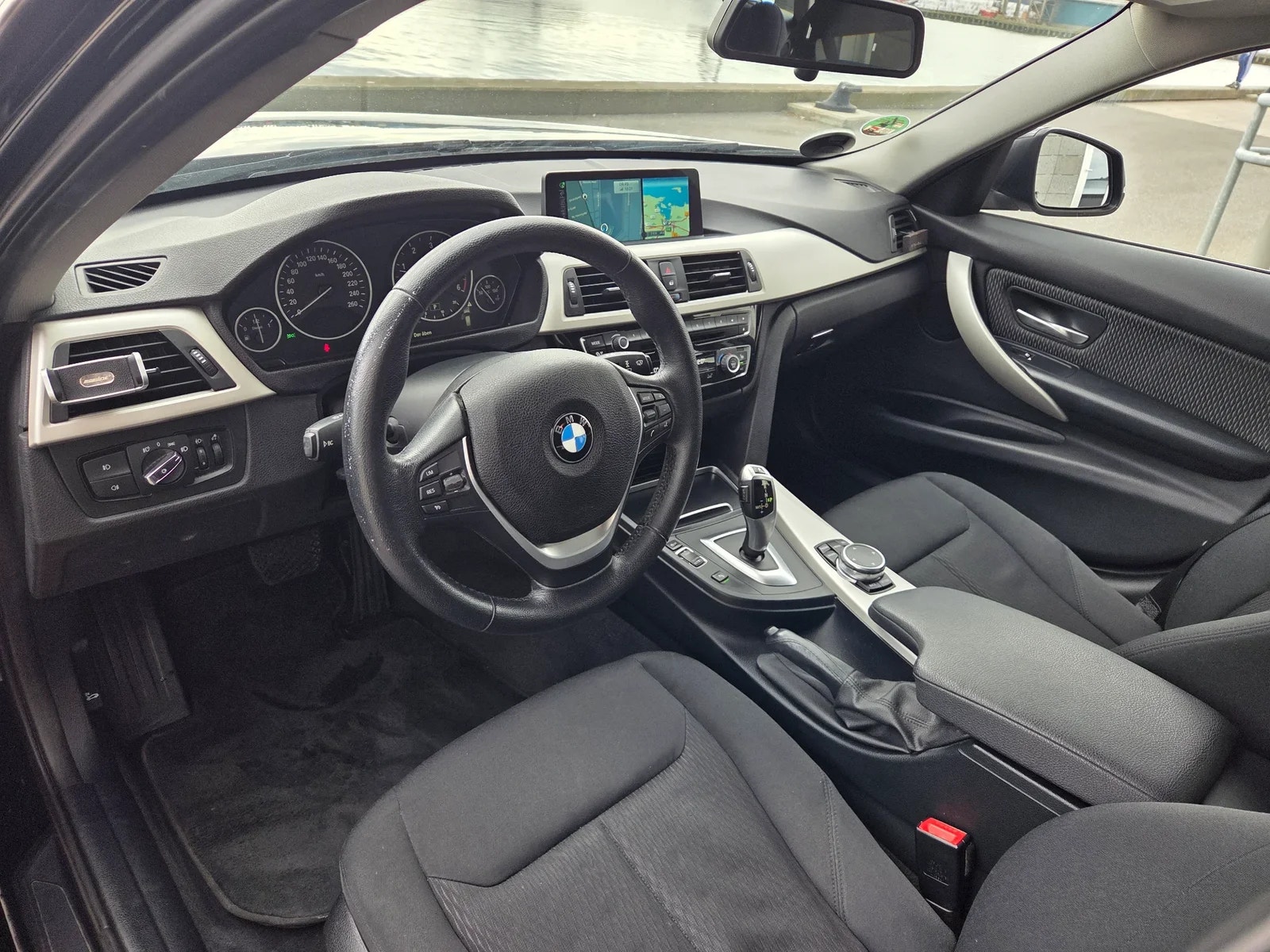 BMW 320d Touring Steptronic, 8-trins, 190ps, 2016