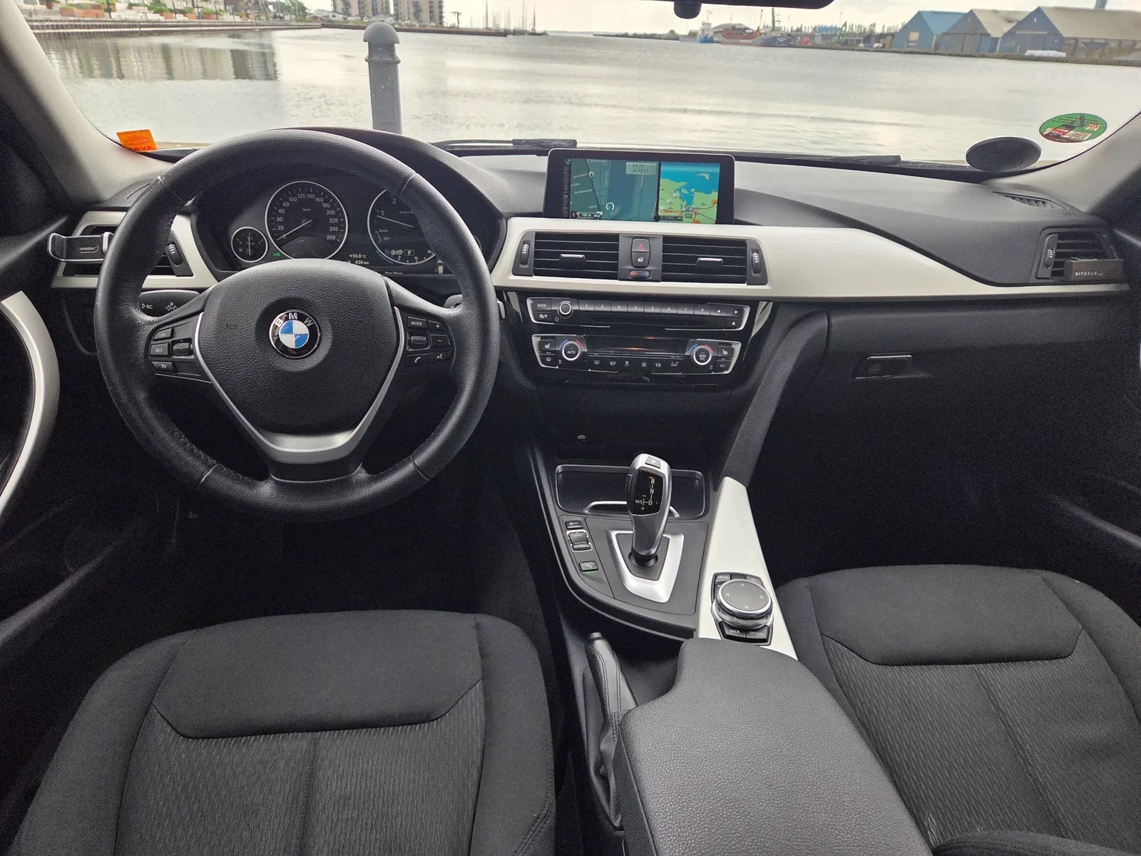 BMW 320d Touring Steptronic, 8-trins, 190ps, 2016