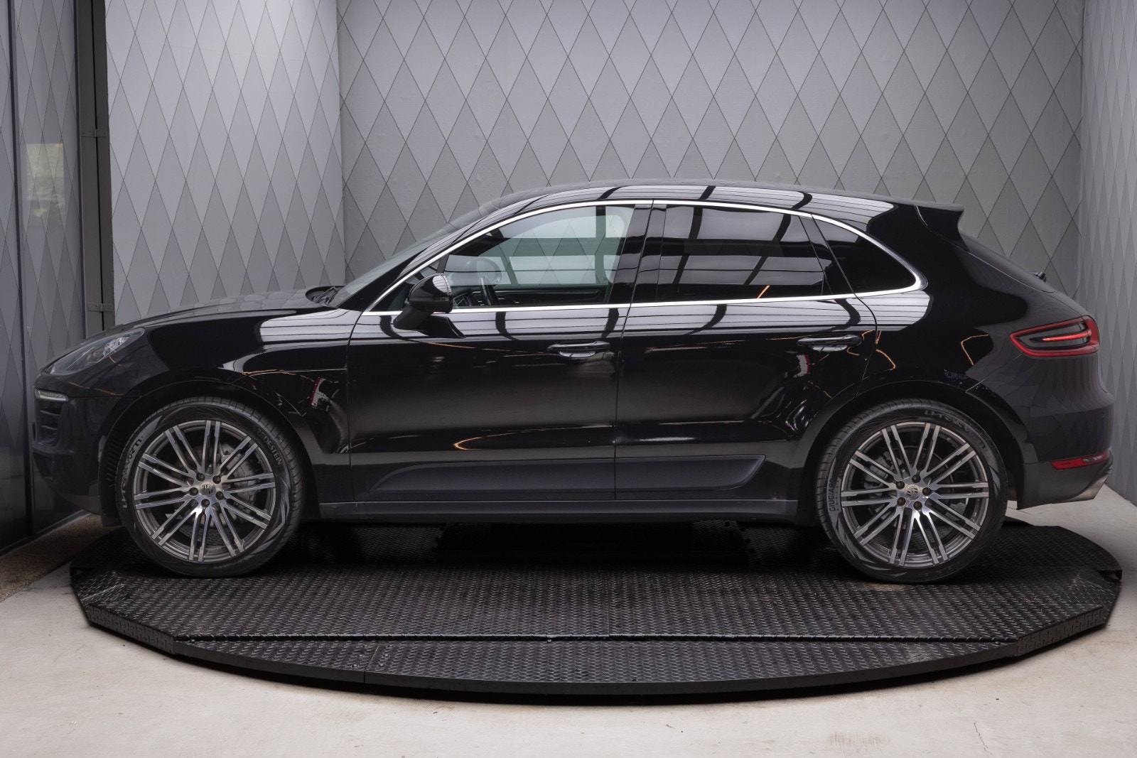 Porsche Macan S PDK, 7-trinn, 340hk, 2015
