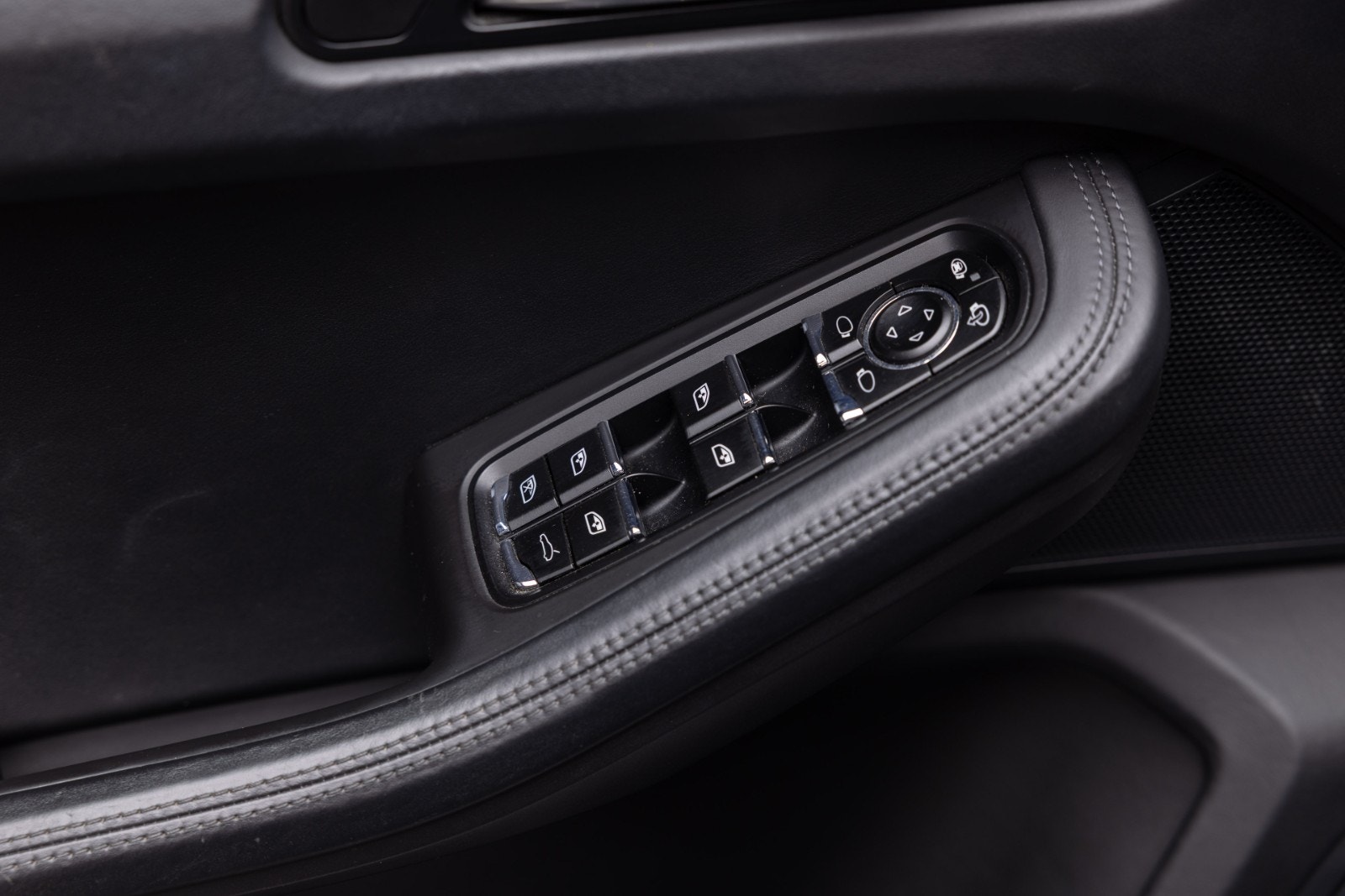 Porsche Macan S PDK, 7-trinn, 340hk, 2015