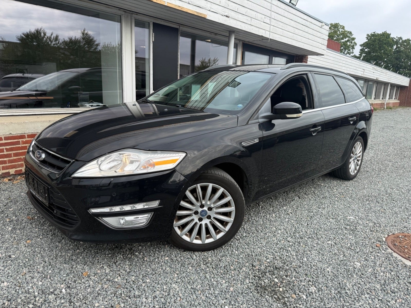 Ford Mondeo Combi 2.0 TDCi Powershift 6, 6-trins, 140ps, 2012
