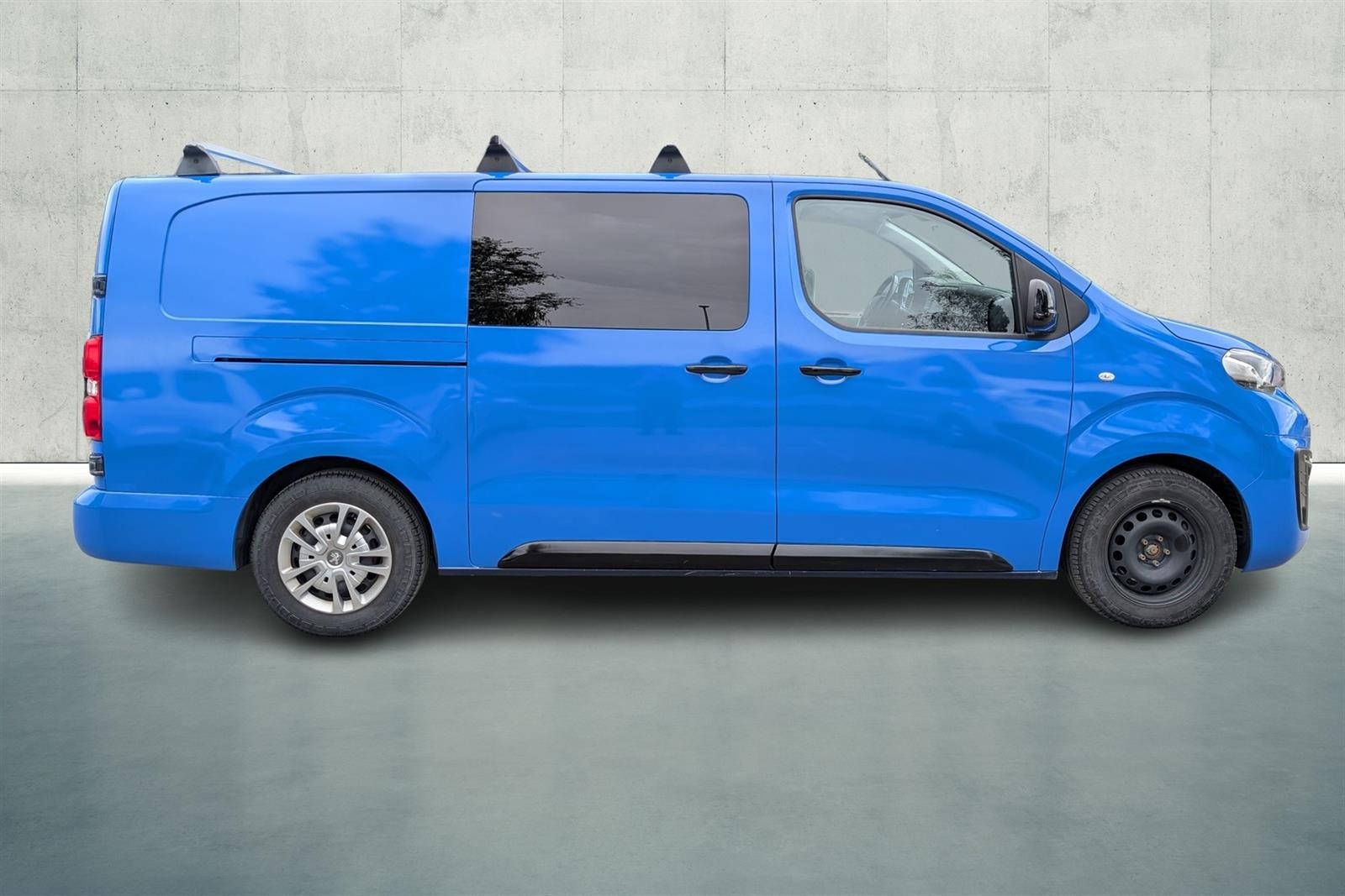 Peugeot e-Expert 75, 136hk, 2022