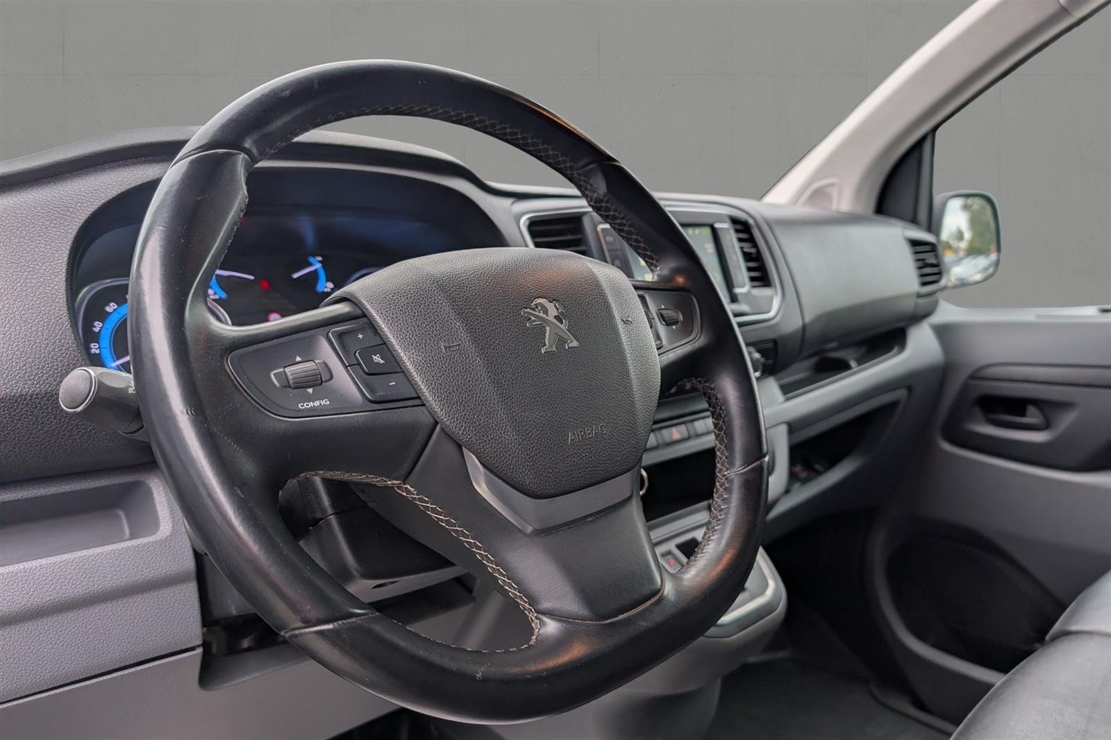 Peugeot e-Expert 75, 136hk, 2022