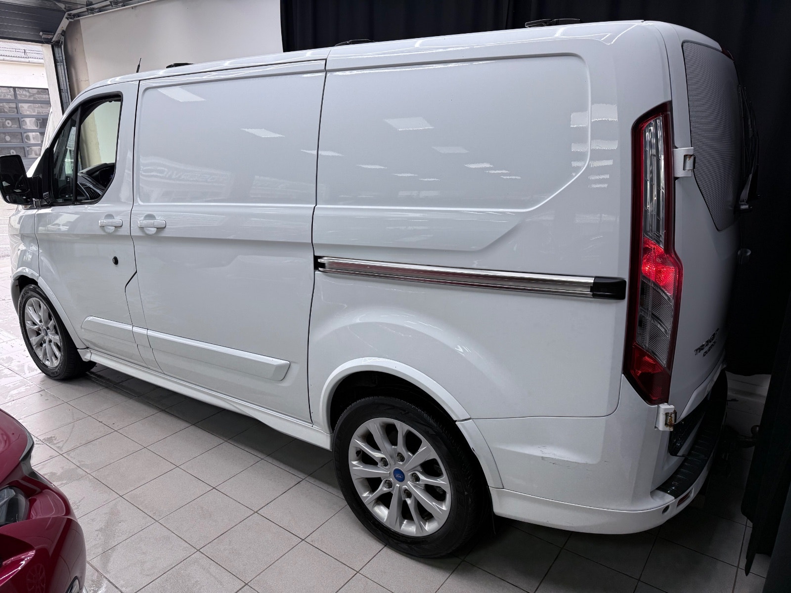 Ford Transit Custom 290 2.2 TDCi Manual, 155hp, 2014