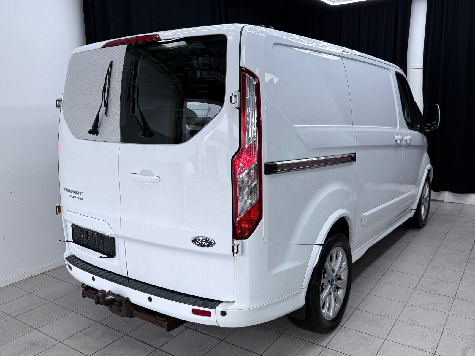 Ford Transit Custom 290 2.2 TDCi Manual, 155hp, 2014