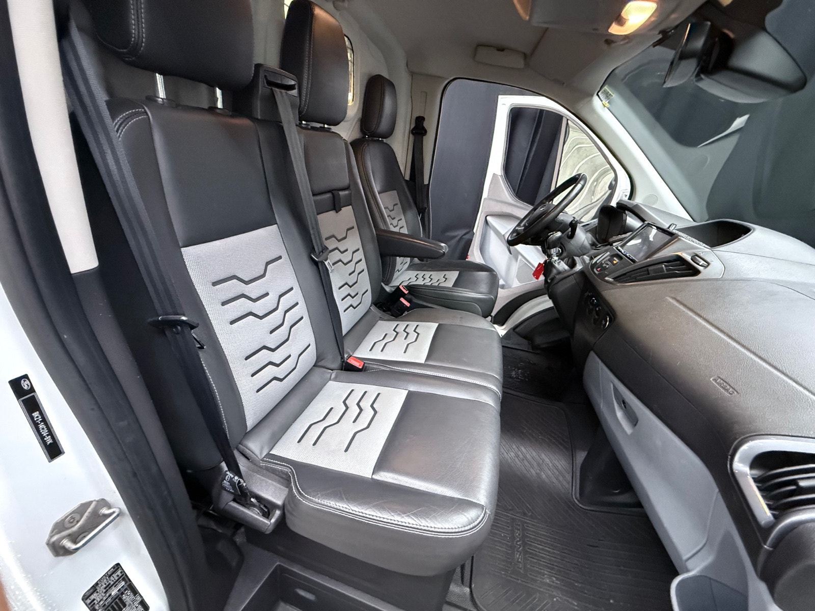 Ford Transit Custom 290 2.2 TDCi Manual, 155hp, 2014