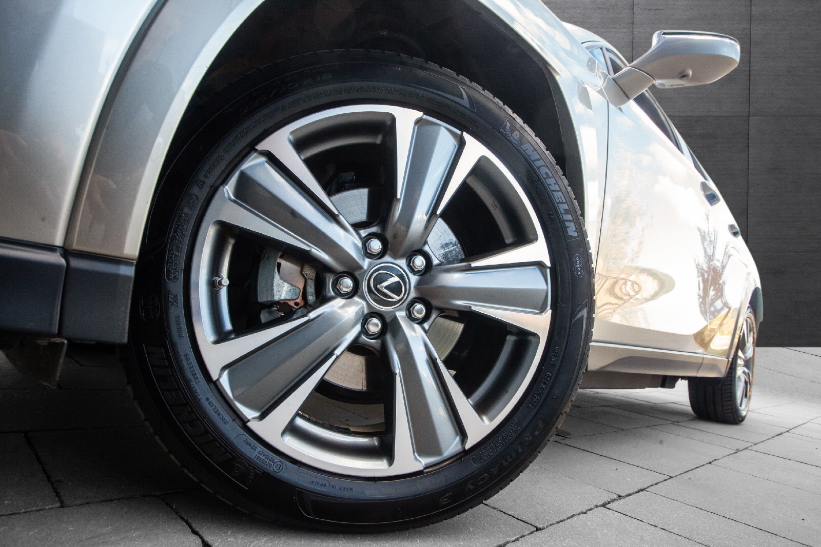 Lexus UX 300e, 204ps, 2024