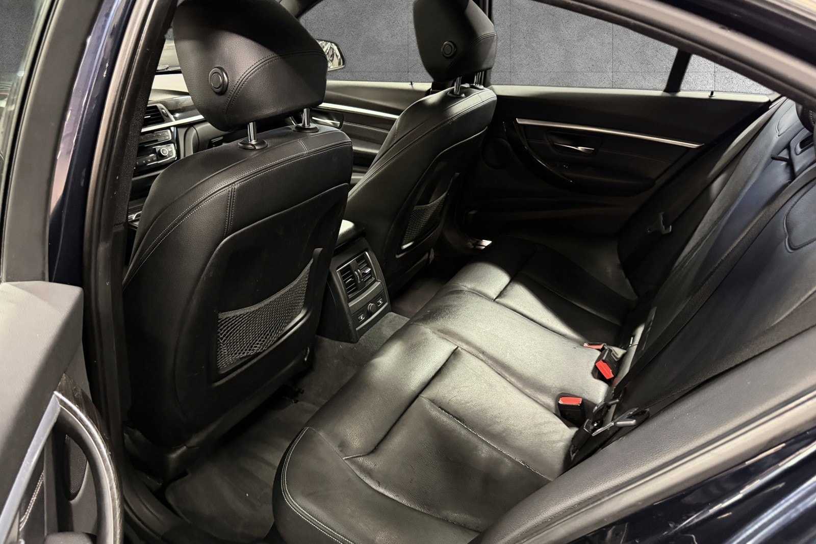 BMW 330e Sedan Steptronic, 8-trinn, 252hk, 2017