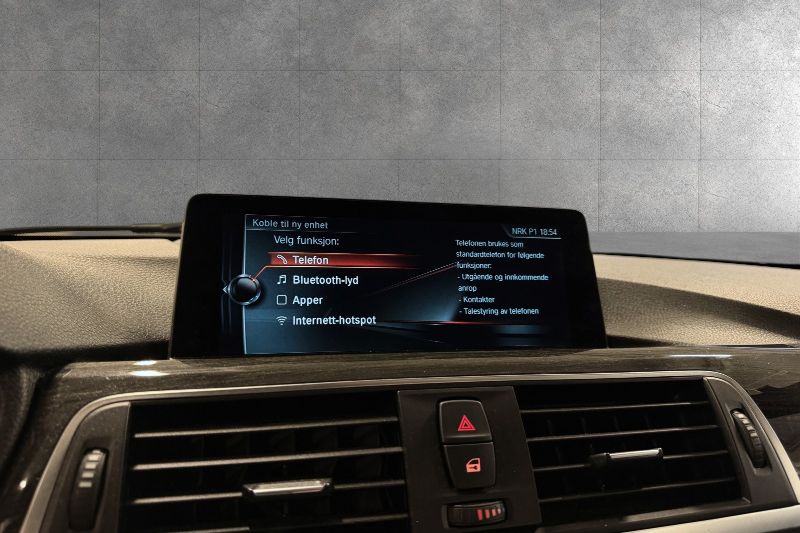 BMW 330e Sedan Steptronic, 8-trinn, 252hk, 2017