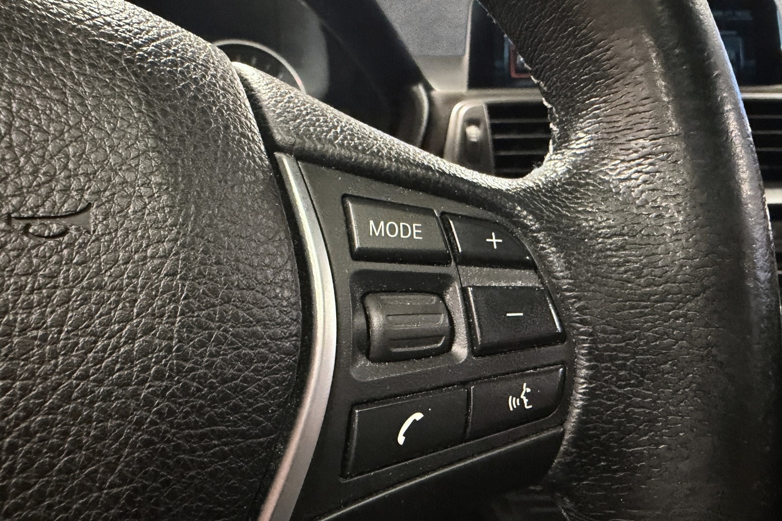 BMW 330e Sedan Steptronic, 8-trinn, 252hk, 2017