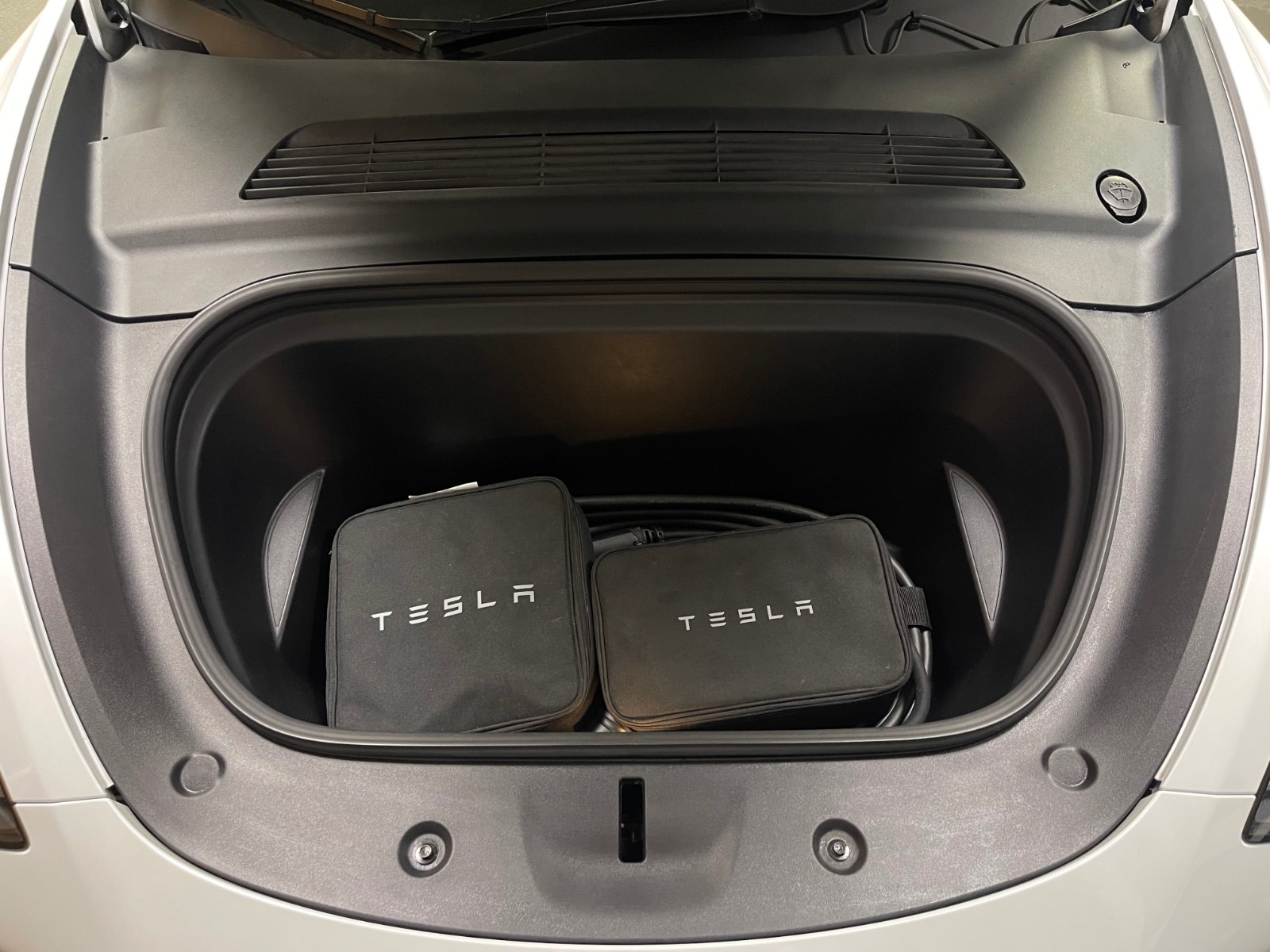 Tesla Model Y Long Range AWD, 514hp, 2022