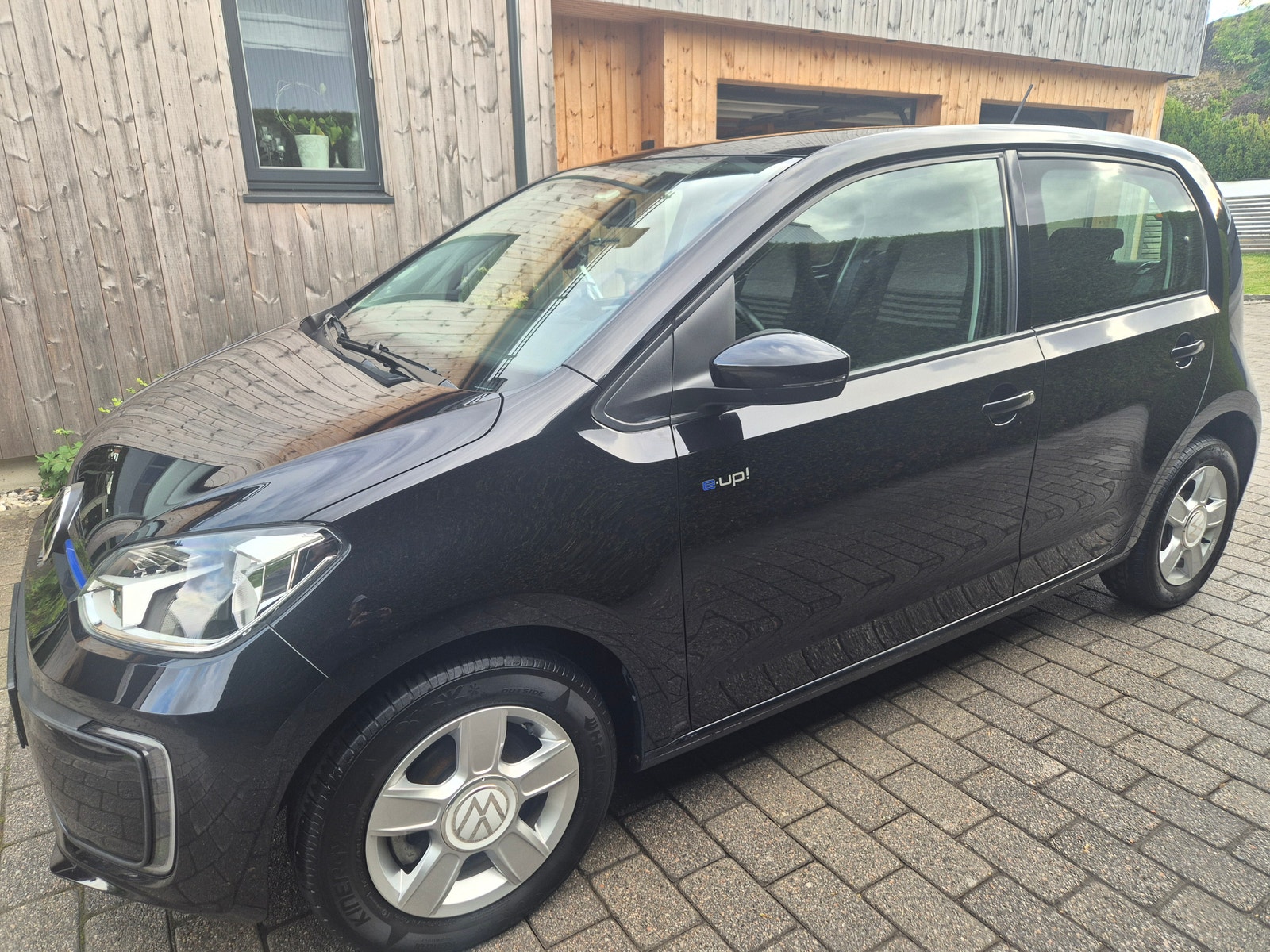 Volkswagen e-up!, 83ps, 2020