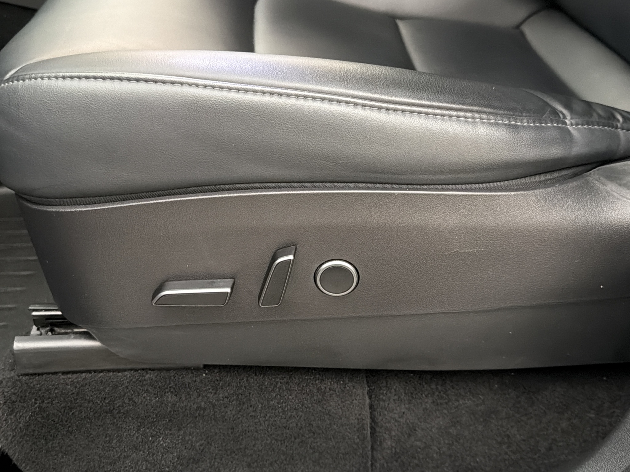 Tesla Model Y Long Range AWD, 514hk, 2022